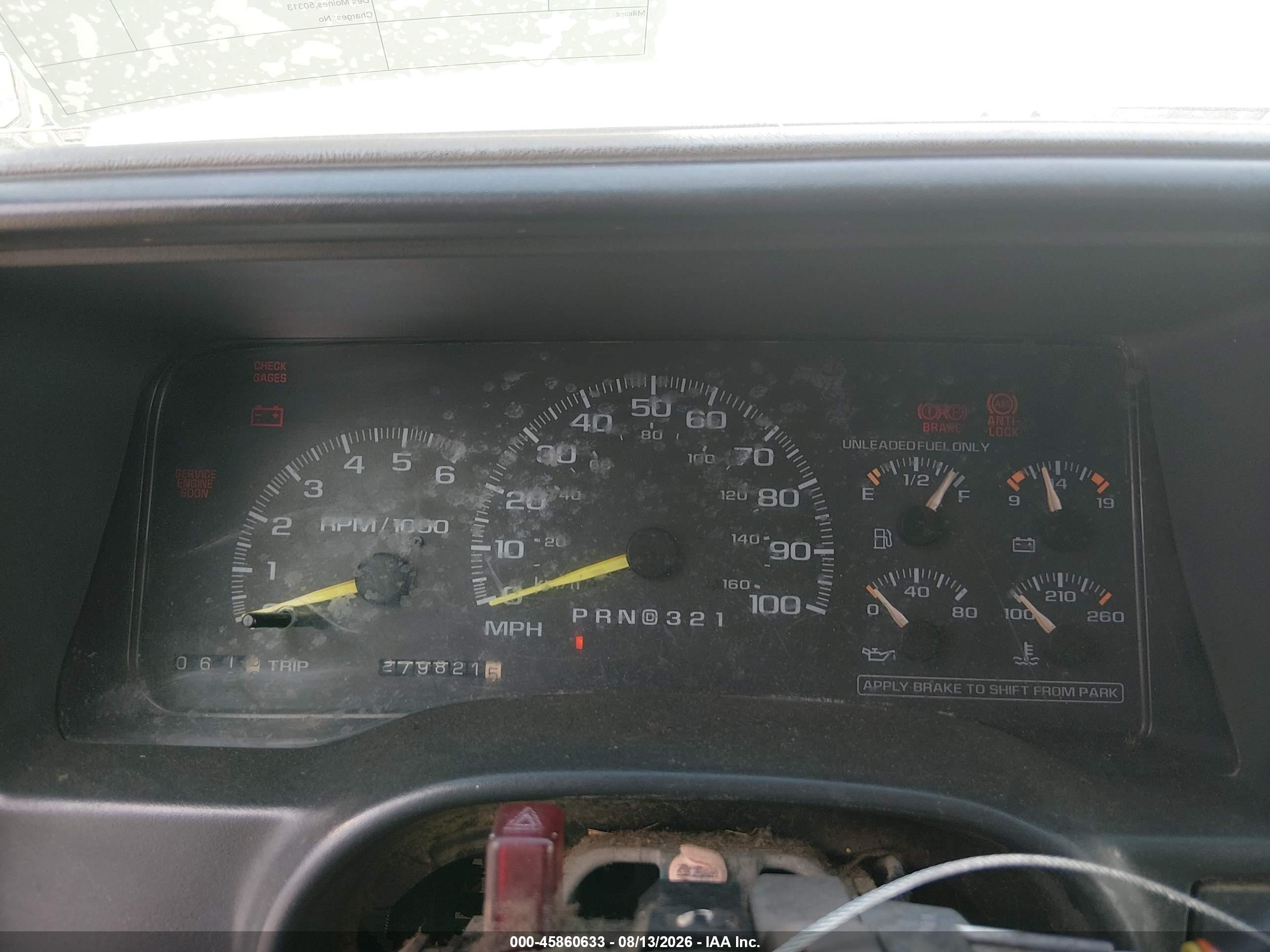 1998 Chevrolet C/k 1500 Fleetside White vin: 2GCEC19M4W1119000