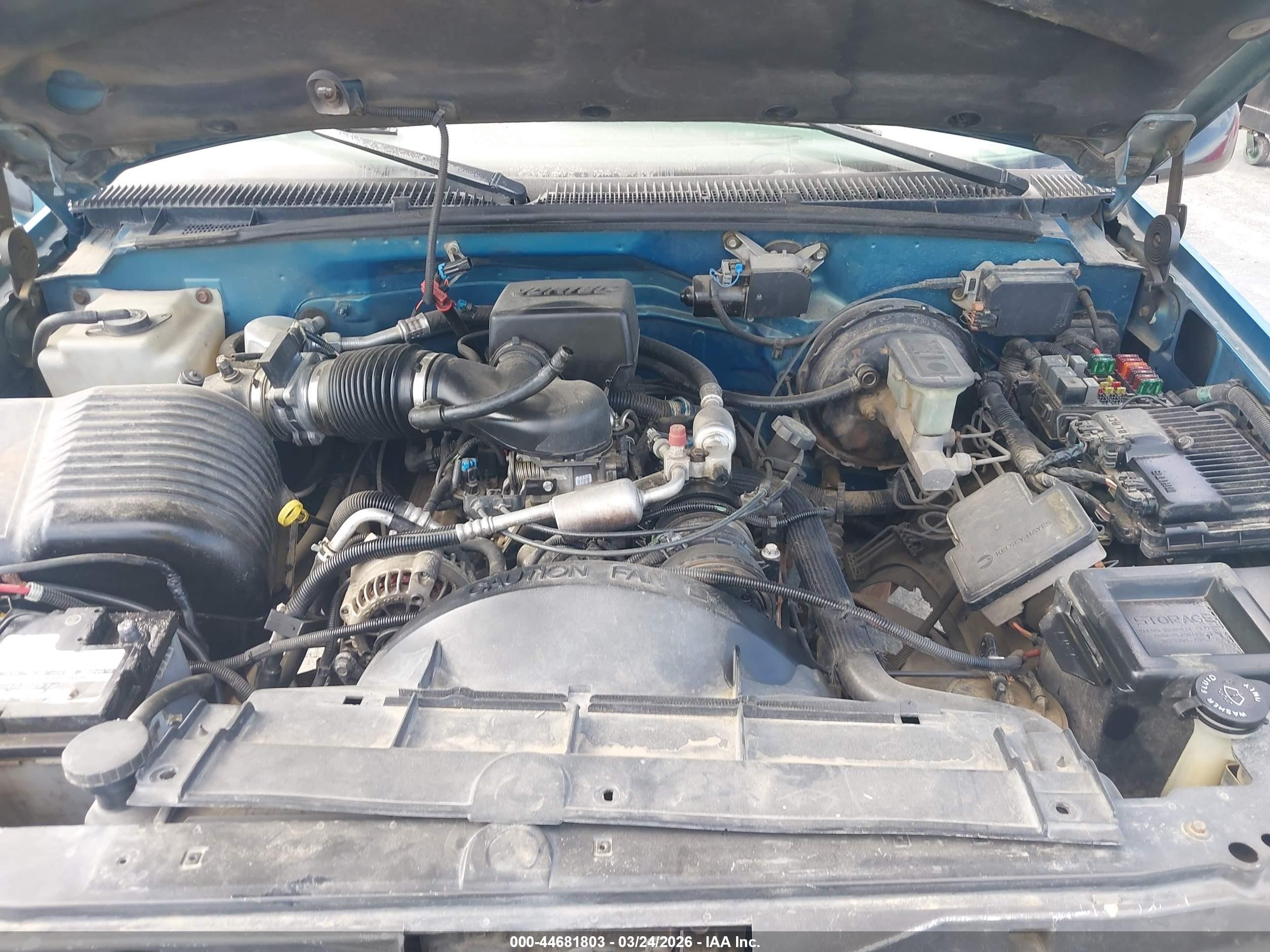 1997 Chevrolet C1500 Fleetside Turquoise vin: 2GCEC19M7V1172305