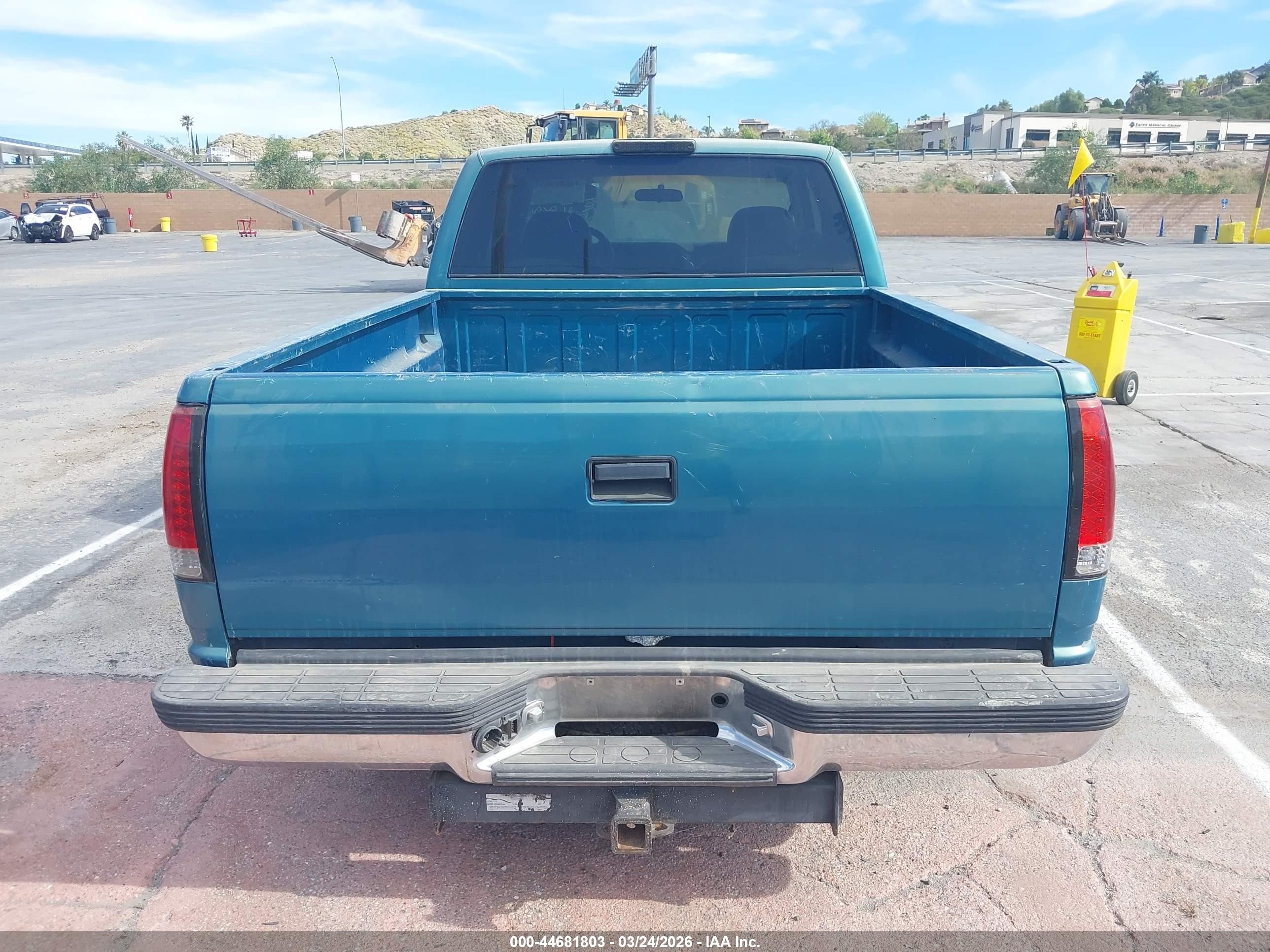 1997 Chevrolet C1500 Fleetside Turquoise vin: 2GCEC19M7V1172305