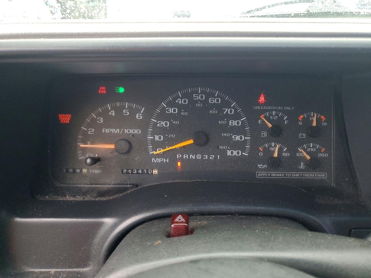 1998 Chevrolet Gmt-400 C1500 Green vin: 2GCEC19M8W1197571