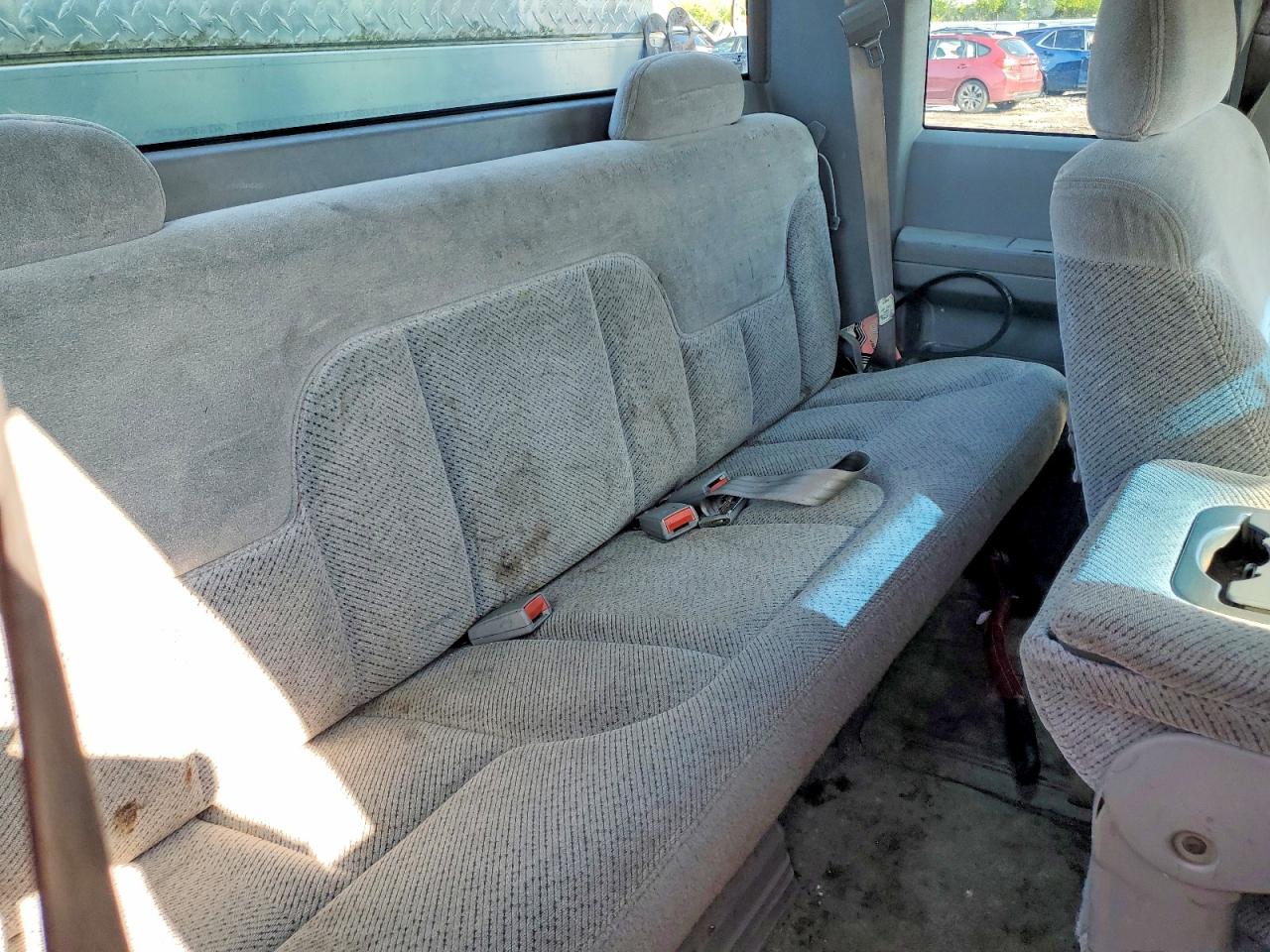 1997 Chevrolet Gmt-400 C1500 Silver vin: 2GCEC19MXV1254691