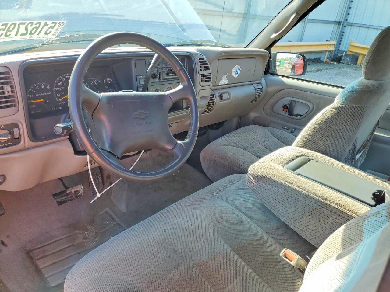 1997 Chevrolet Gmt-400 C1500 Silver vin: 2GCEC19MXV1254691