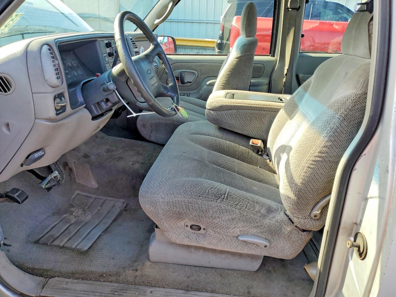 1997 Chevrolet Gmt-400 C1500 Silver vin: 2GCEC19MXV1254691