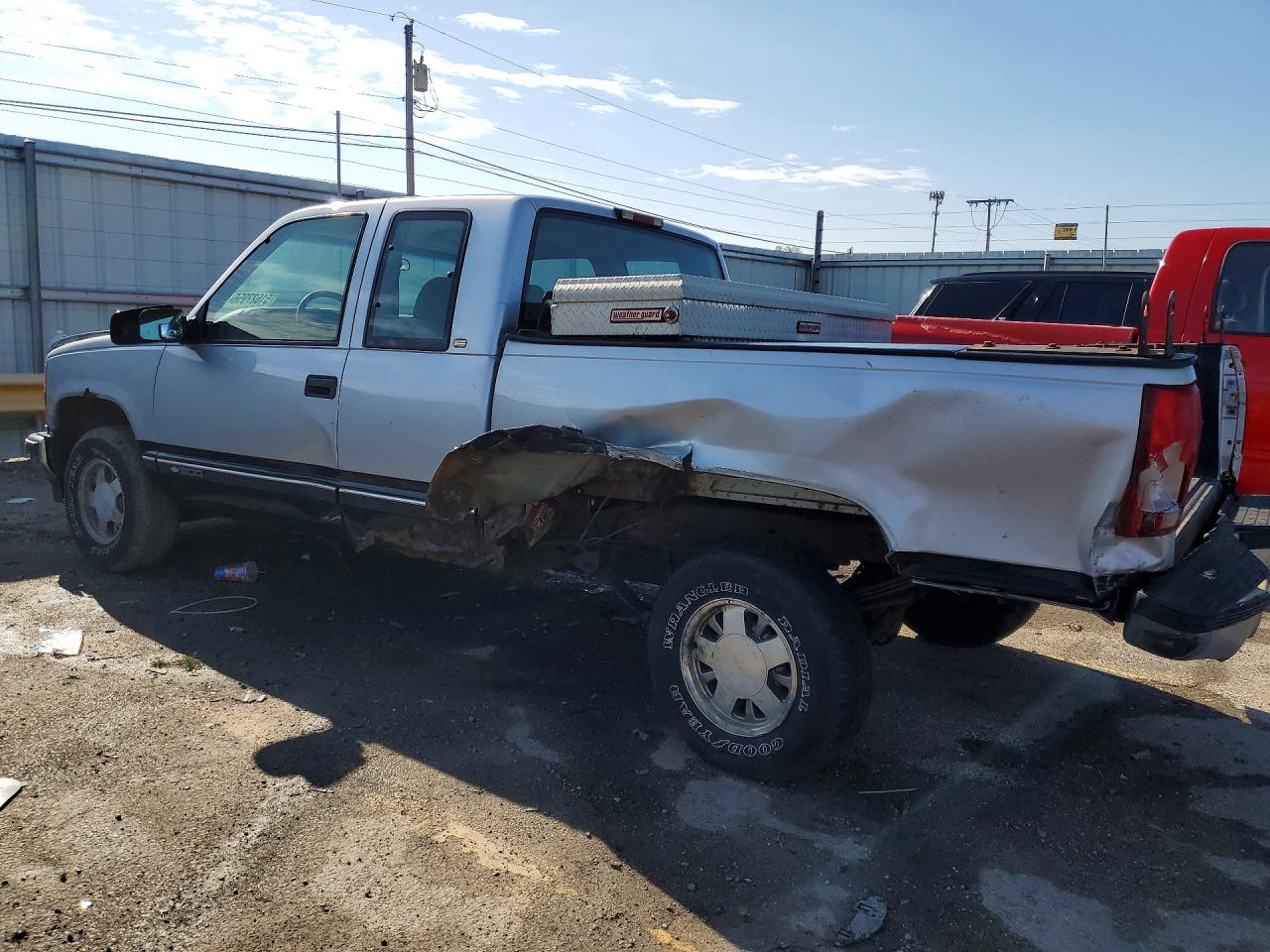 1997 Chevrolet Gmt-400 C1500 Silver vin: 2GCEC19MXV1254691