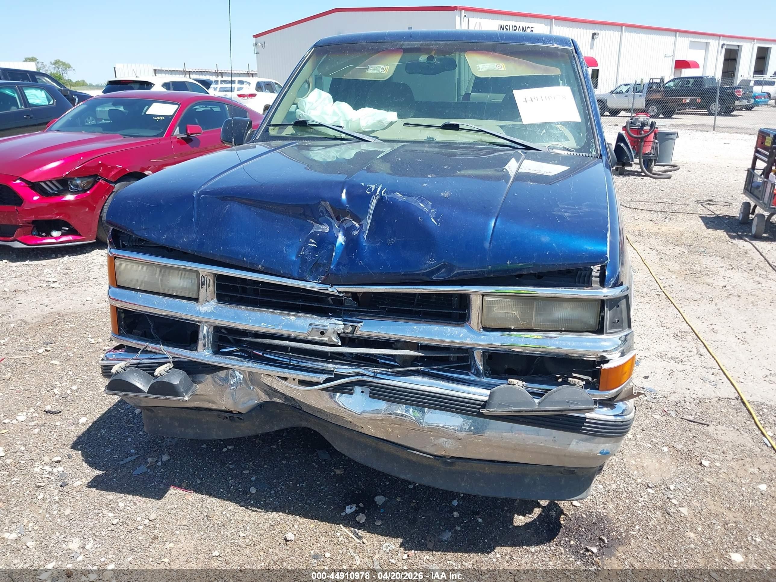 1998 Chevrolet C1500 Fleetside Blue vin: 2GCEC19MXW1272979