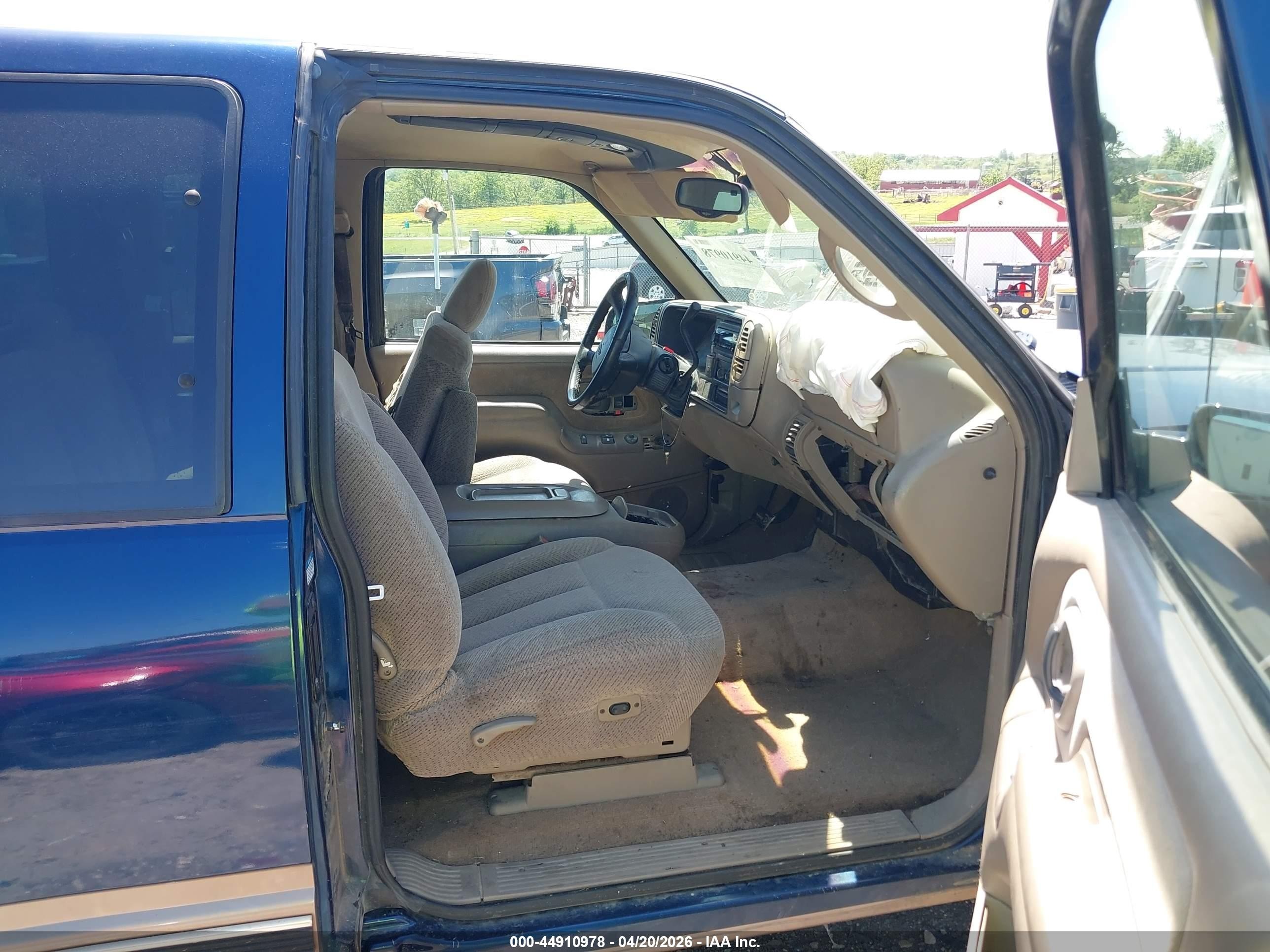 1998 Chevrolet C1500 Fleetside Blue vin: 2GCEC19MXW1272979