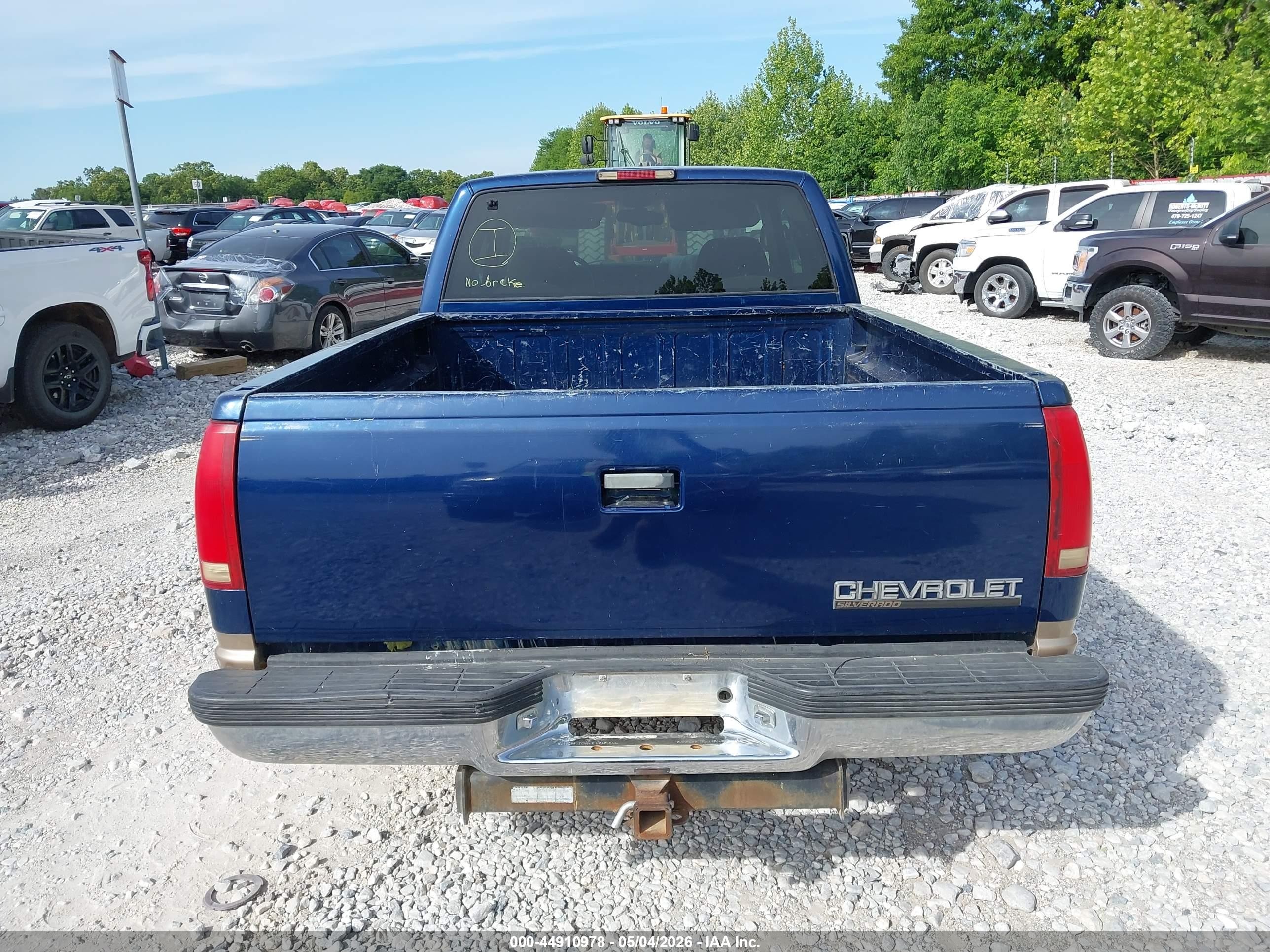 1998 Chevrolet C1500 Fleetside Blue vin: 2GCEC19MXW1272979