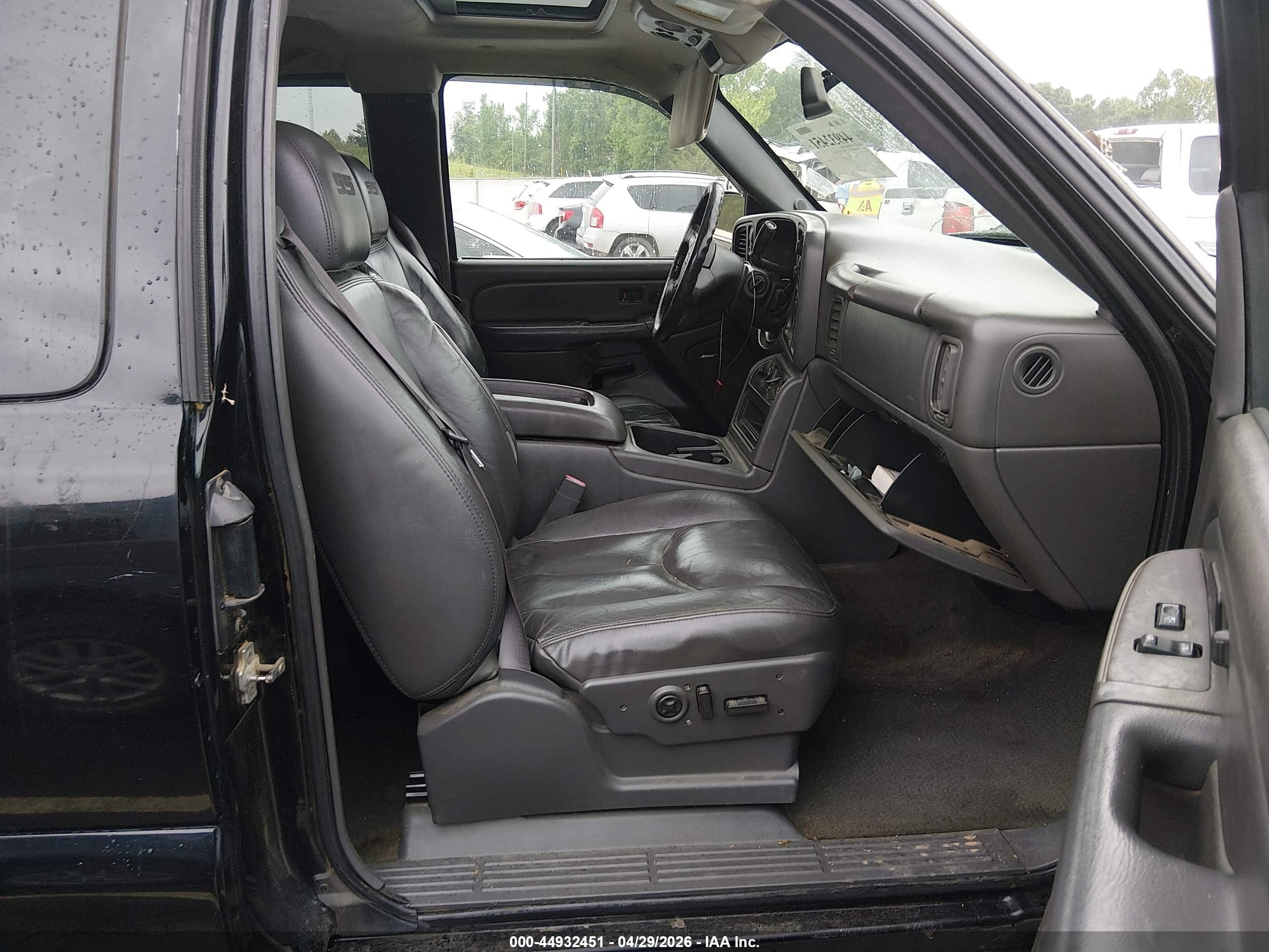 2005 Chevrolet Silverado 1500 Lt Black vin: 2GCEC19N451312349