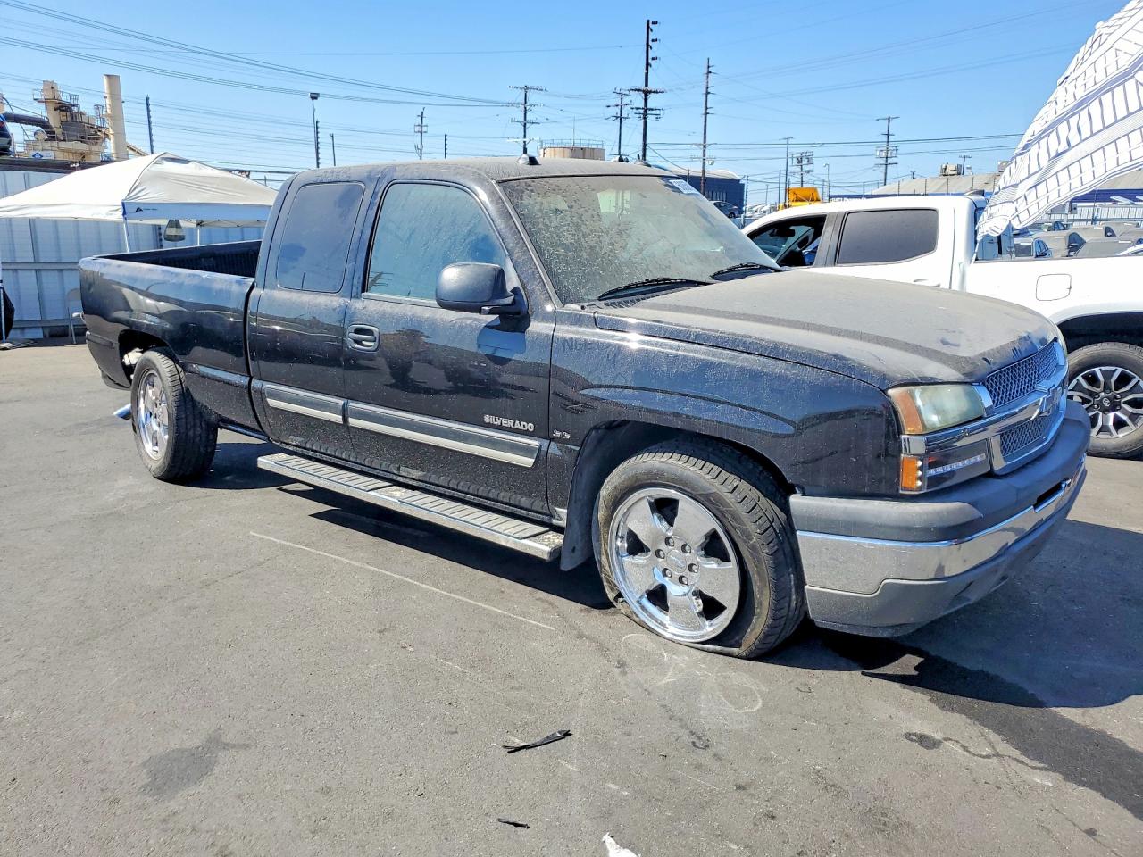 2005 Chevrolet Silverado C1500 Black vin: 2GCEC19N851367449
