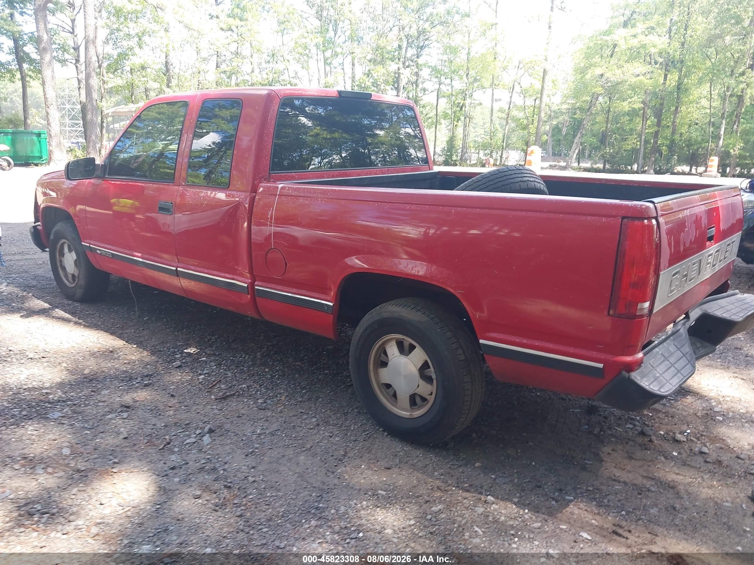 1997 Chevrolet C1500 Fleetside Red vin: 2GCEC19R1V1176054