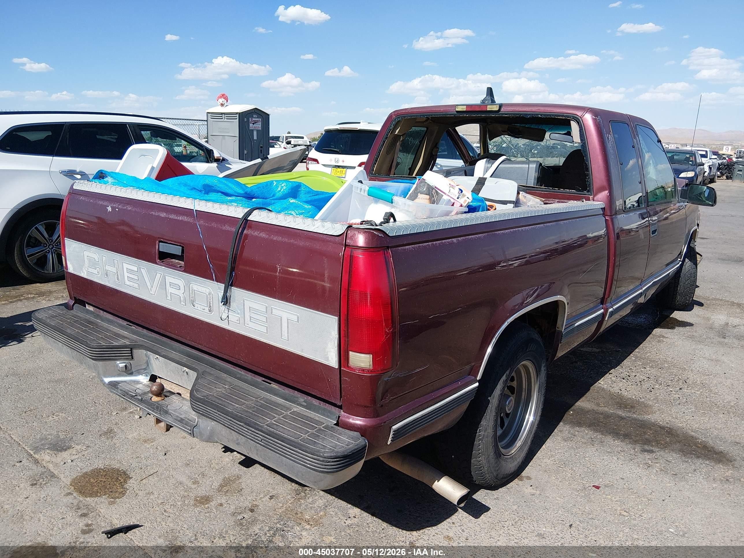 1997 Chevrolet C1500 Fleetside Maroon vin: 2GCEC19R1V1193243