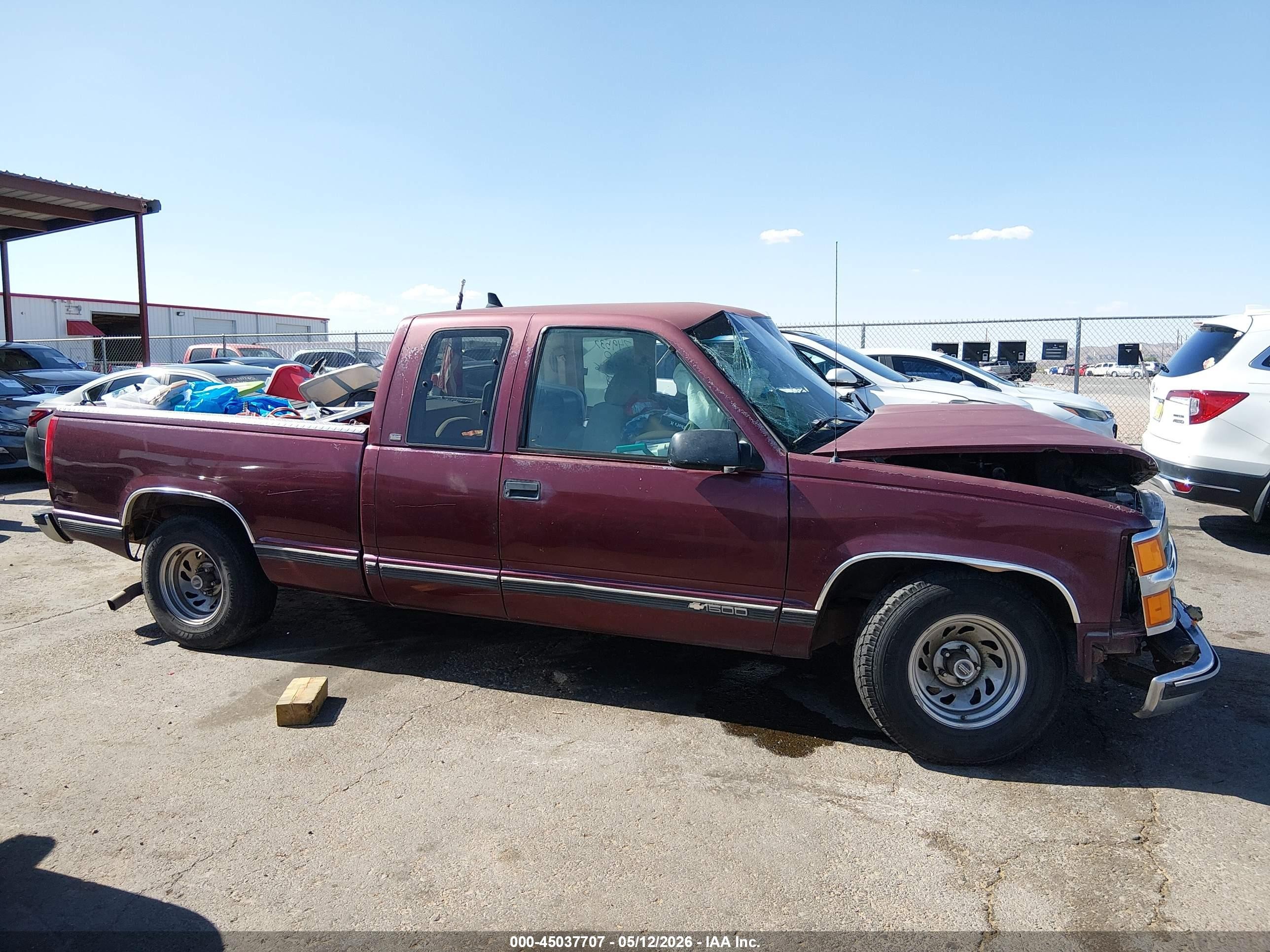 1997 Chevrolet C1500 Fleetside Maroon vin: 2GCEC19R1V1193243