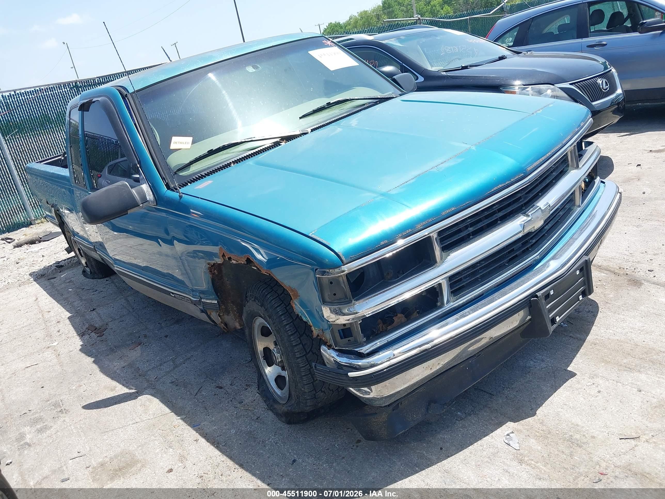 1997 Chevrolet C1500 Fleetside Green vin: 2GCEC19R1V1233272
