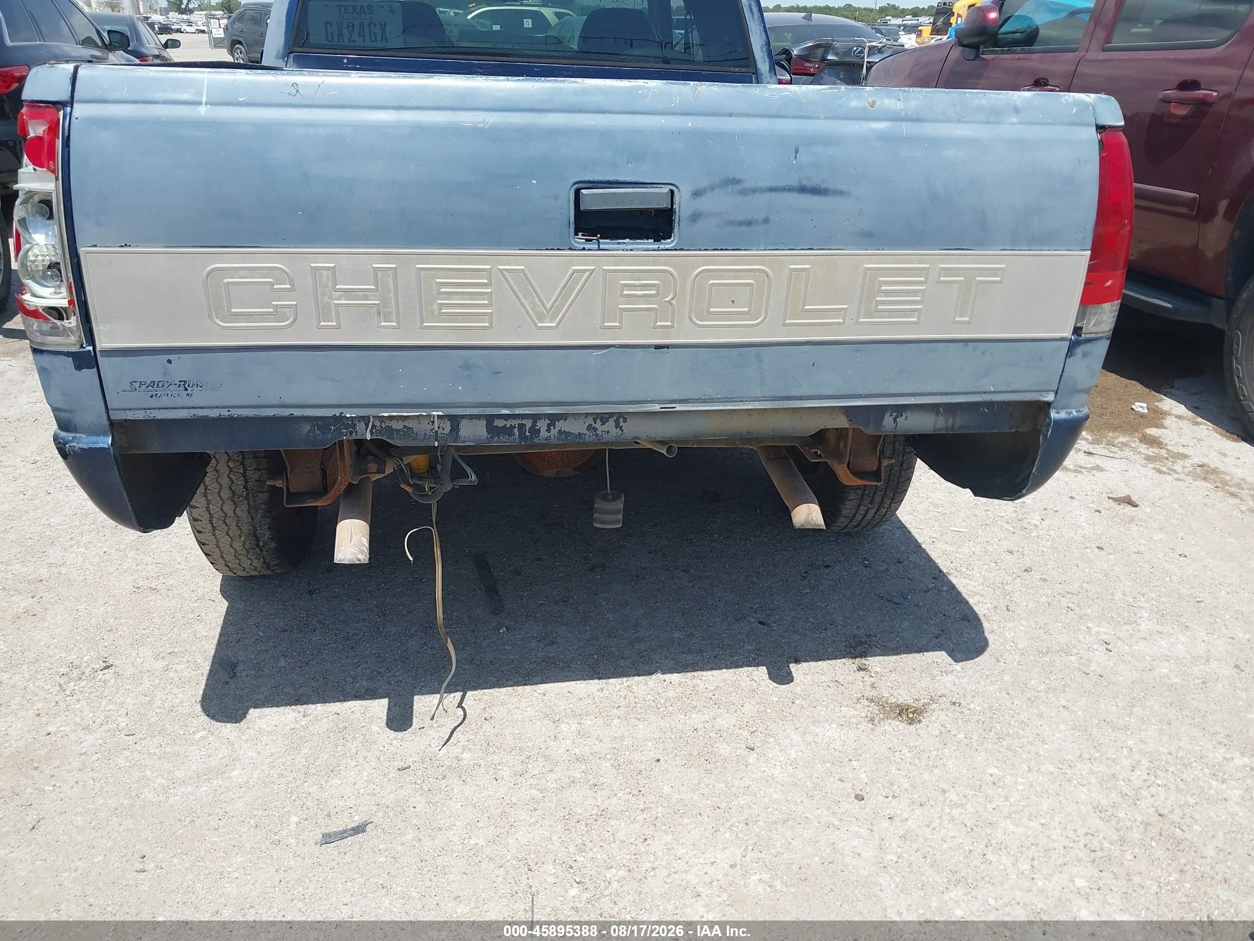 1996 Chevrolet Gmt-400 C1500 Blue vin: 2GCEC19R2T1182779