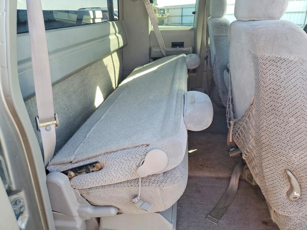 1998 Chevrolet Gmt-400 C1500 Tan vin: 2GCEC19R3W1149939