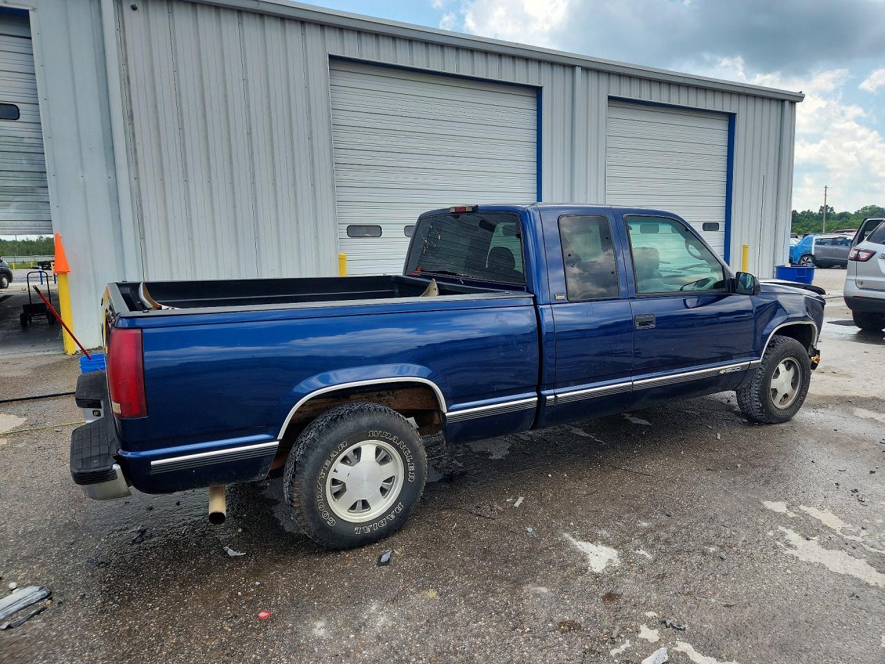 1996 Chevrolet Gmt-400 C1500 Blue vin: 2GCEC19R4T1215717