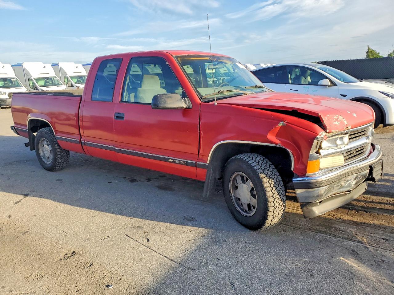 1997 Chevrolet Gmt-400 C1500 Red vin: 2GCEC19R5V1198512