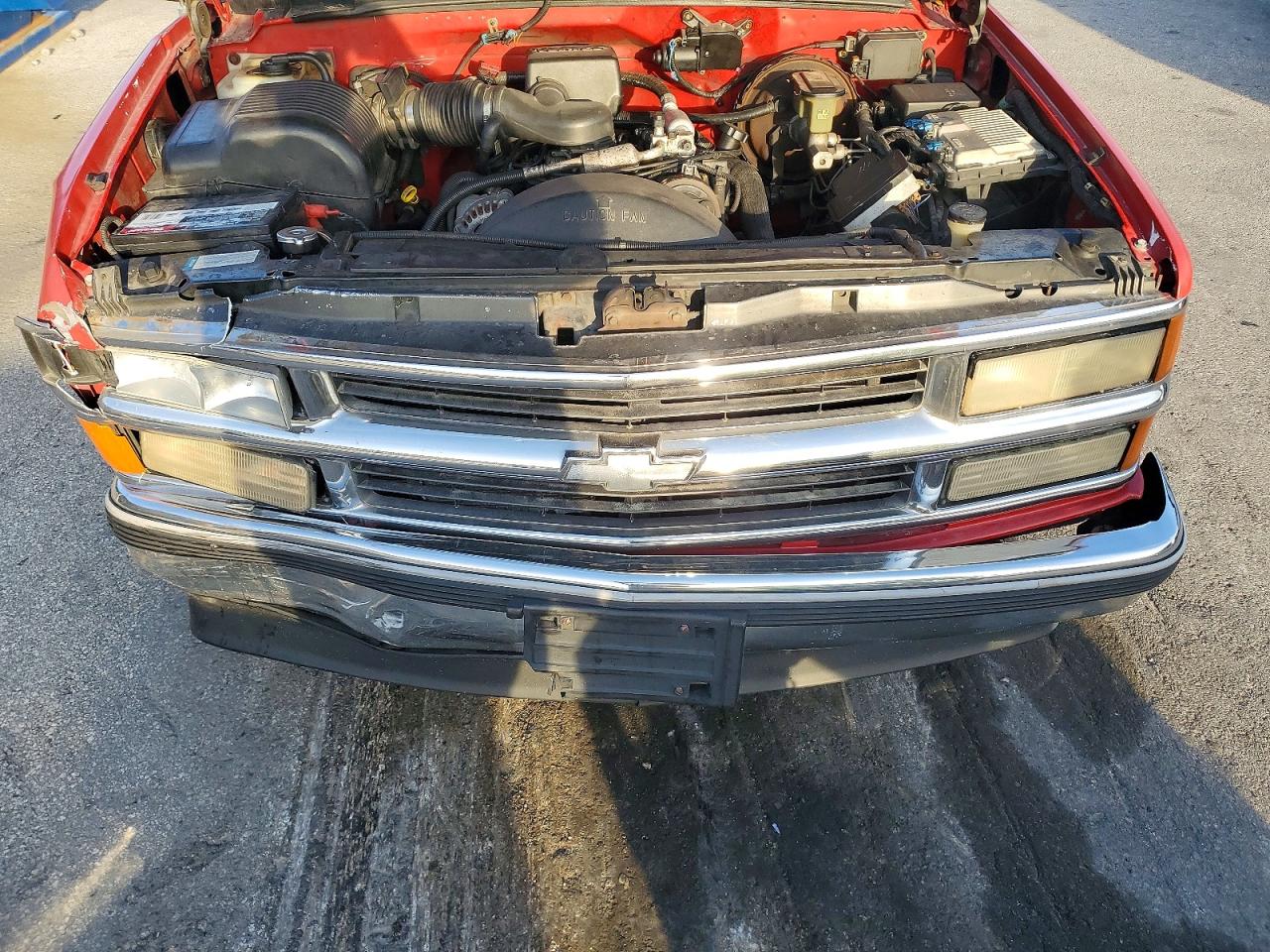 1997 Chevrolet Gmt-400 C1500 Red vin: 2GCEC19R5V1198512