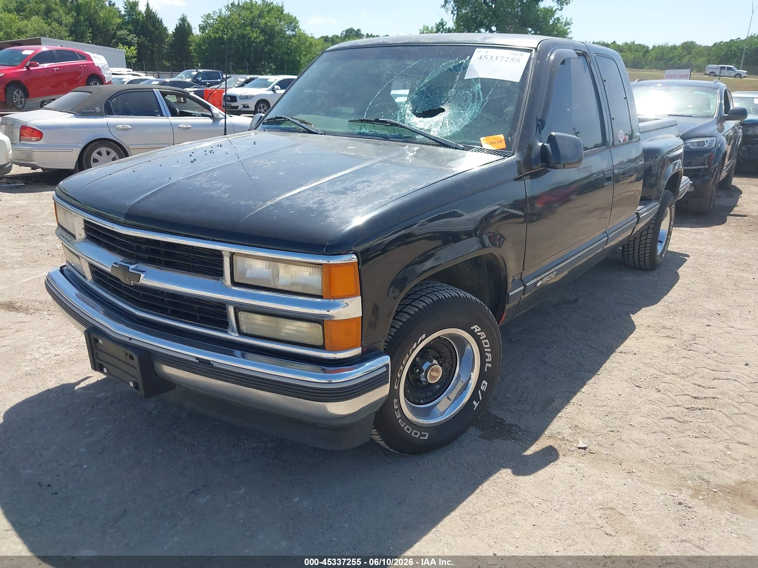 1998 Chevrolet C1500 Fleetside Black vin: 2GCEC19R5W1153541