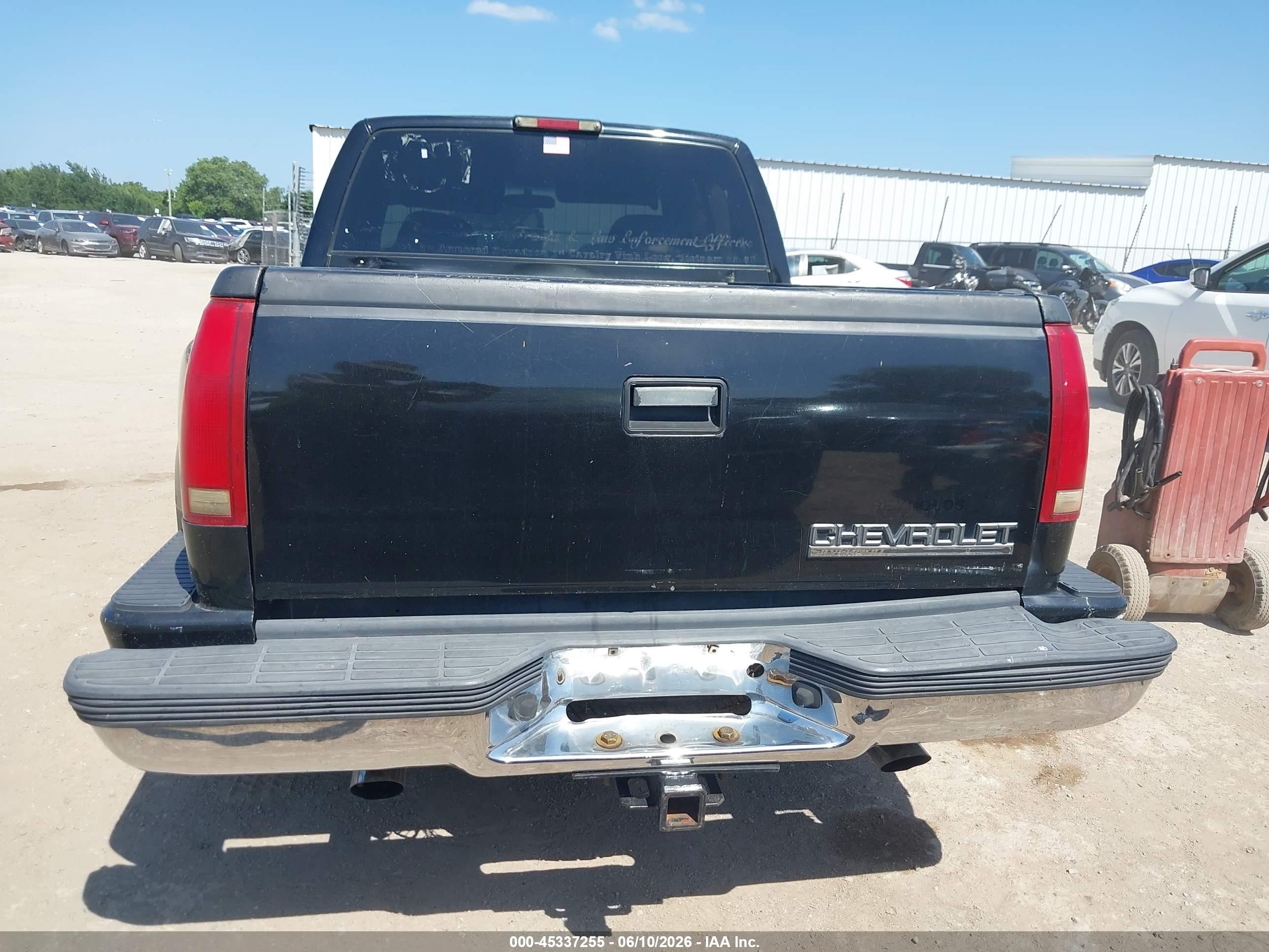 1998 Chevrolet C1500 Fleetside Black vin: 2GCEC19R5W1153541