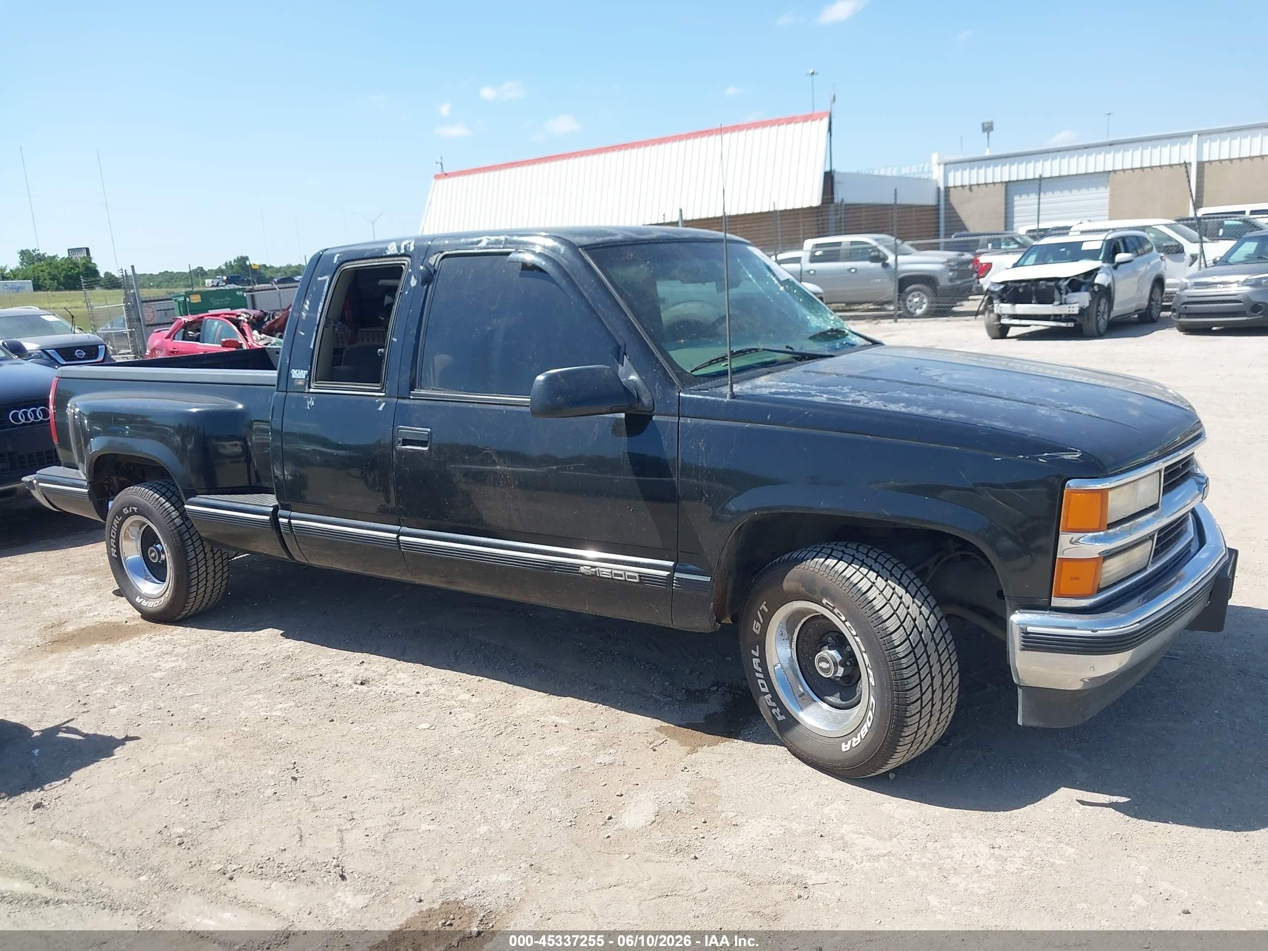 1998 Chevrolet C1500 Fleetside Black vin: 2GCEC19R5W1153541