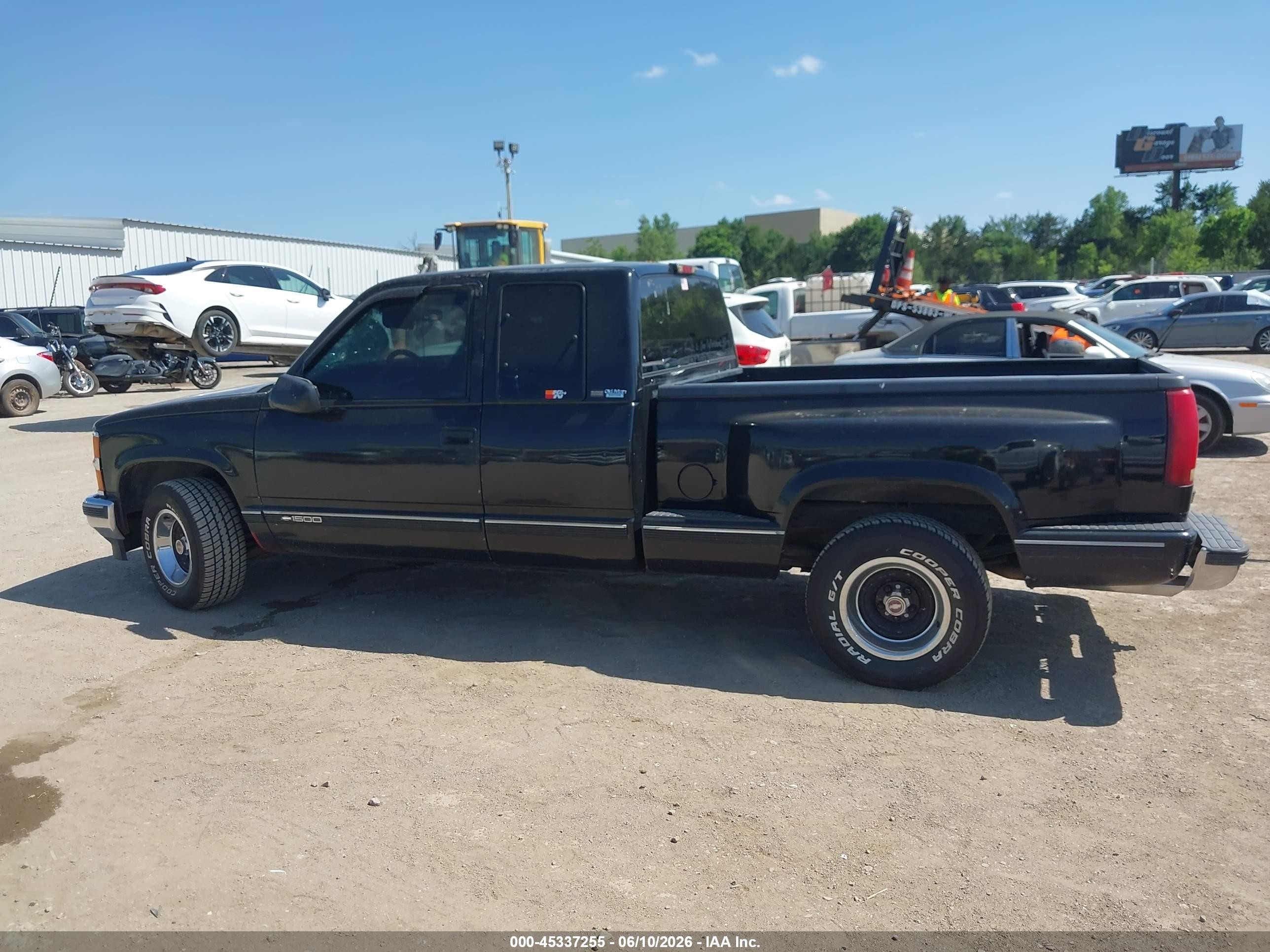 1998 Chevrolet C1500 Fleetside Black vin: 2GCEC19R5W1153541