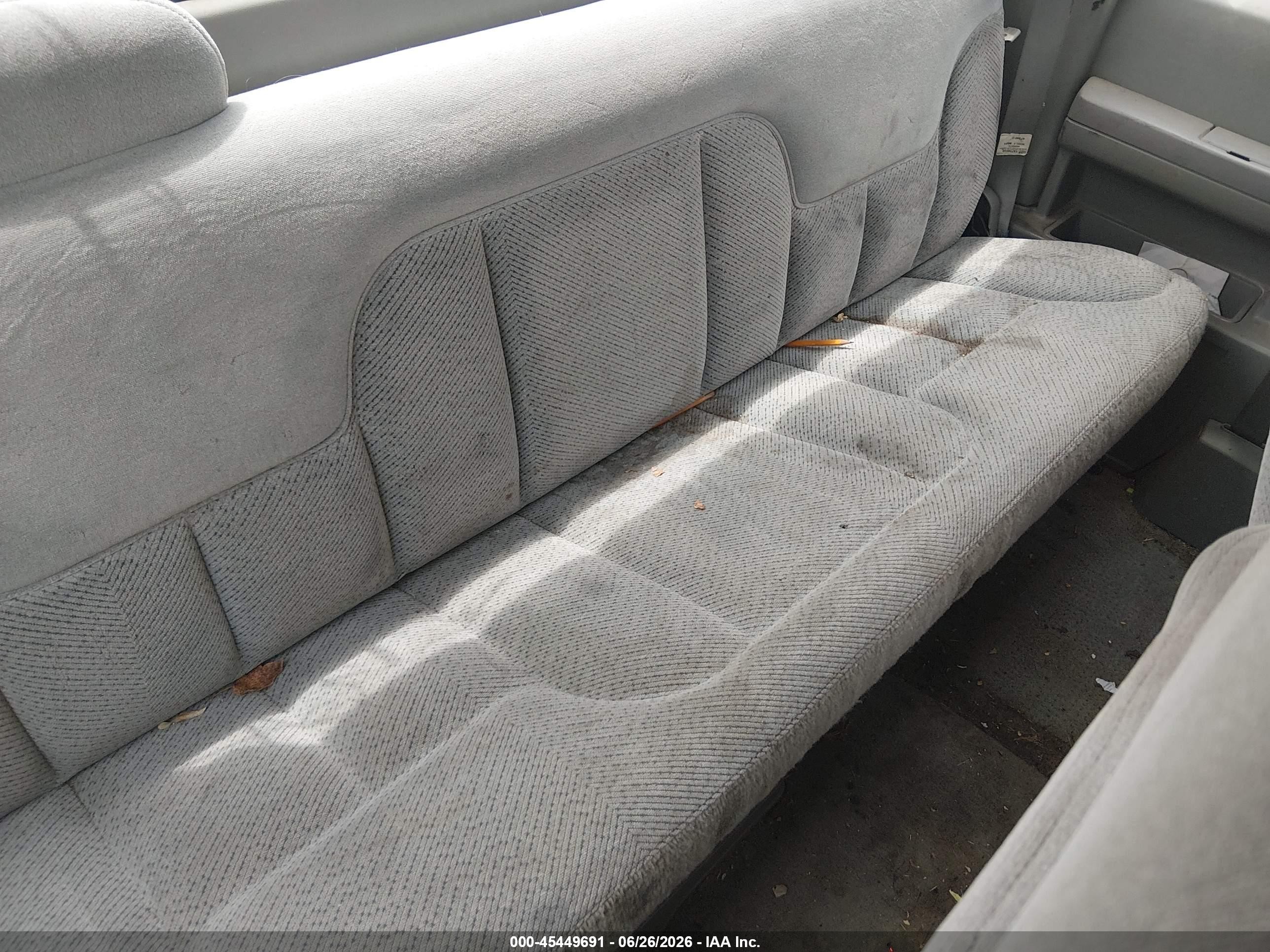 1998 Chevrolet C/k 1500 Fleetside White vin: 2GCEC19R5W1179539