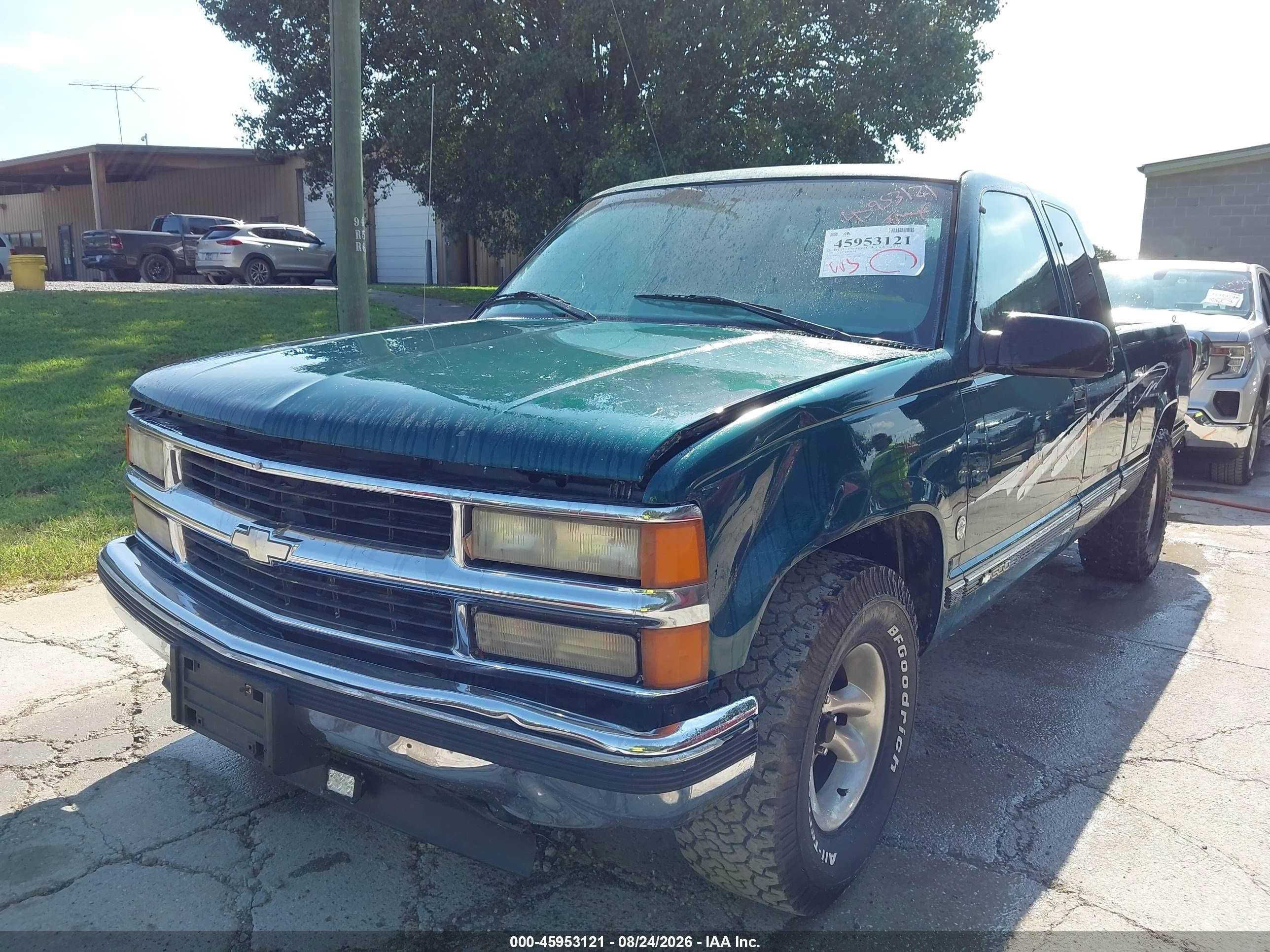 1997 Chevrolet C1500 Fleetside Green vin: 2GCEC19R6V1216452