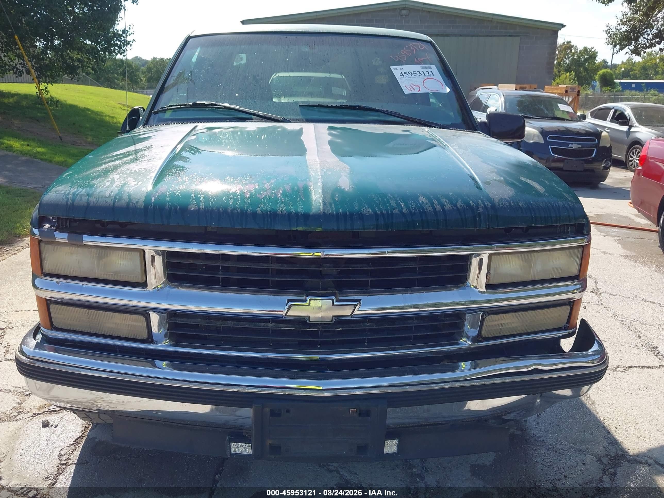 1997 Chevrolet C1500 Fleetside Green vin: 2GCEC19R6V1216452
