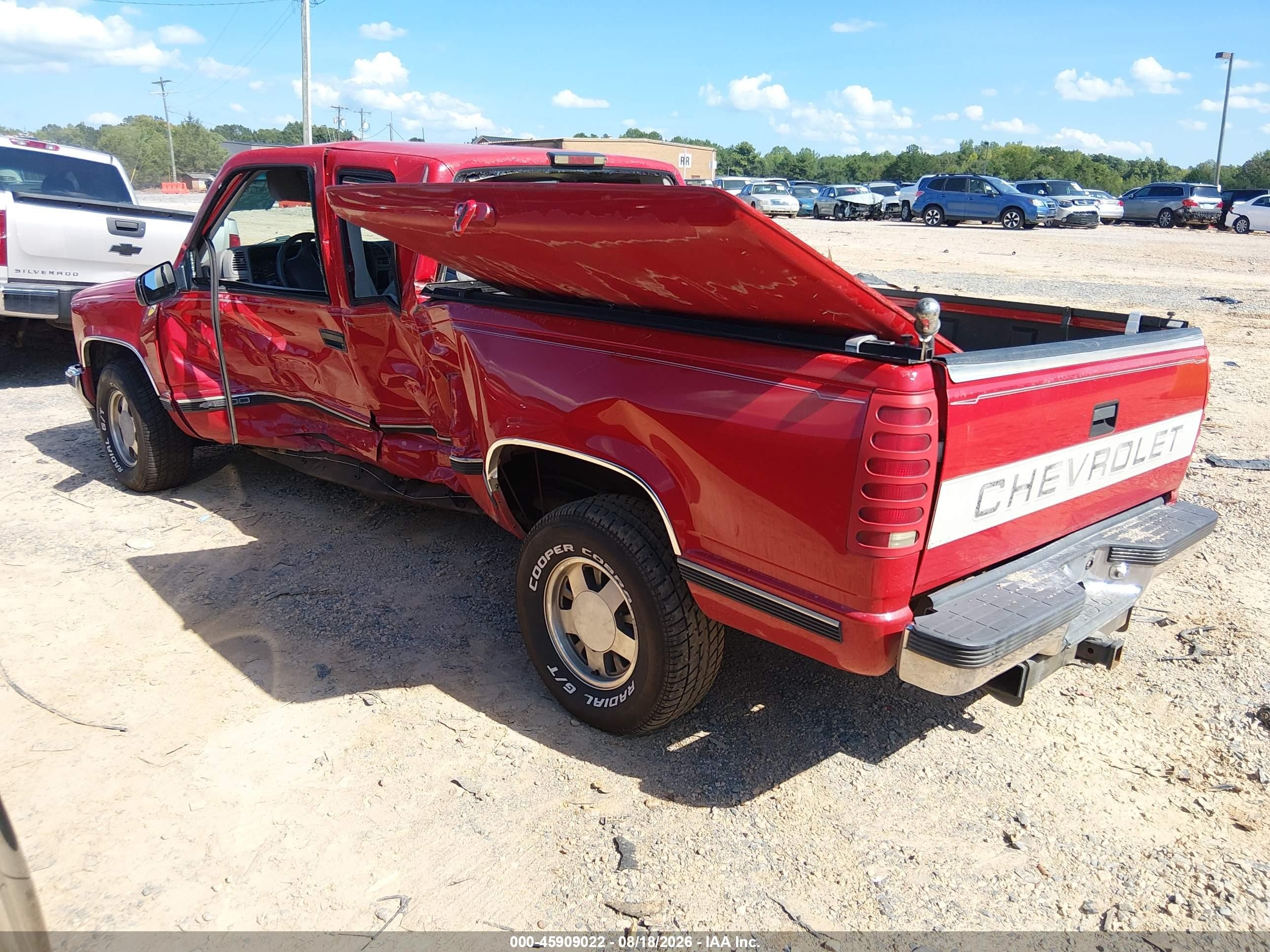 1997 Chevrolet C1500 Fleetside Red vin: 2GCEC19R6V1266719