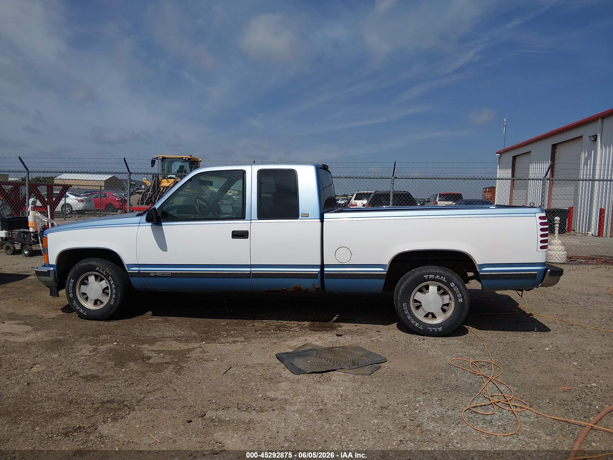 1996 Chevrolet Gmt-400 C1500 Blue vin: 2GCEC19R7T1135179