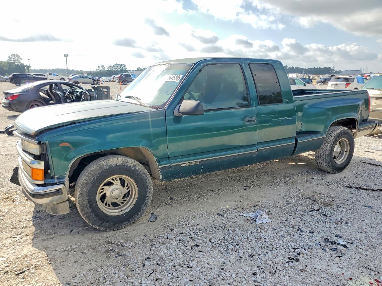 1997 Chevrolet Gmt-400 C1500 Green vin: 2GCEC19R7V1101102