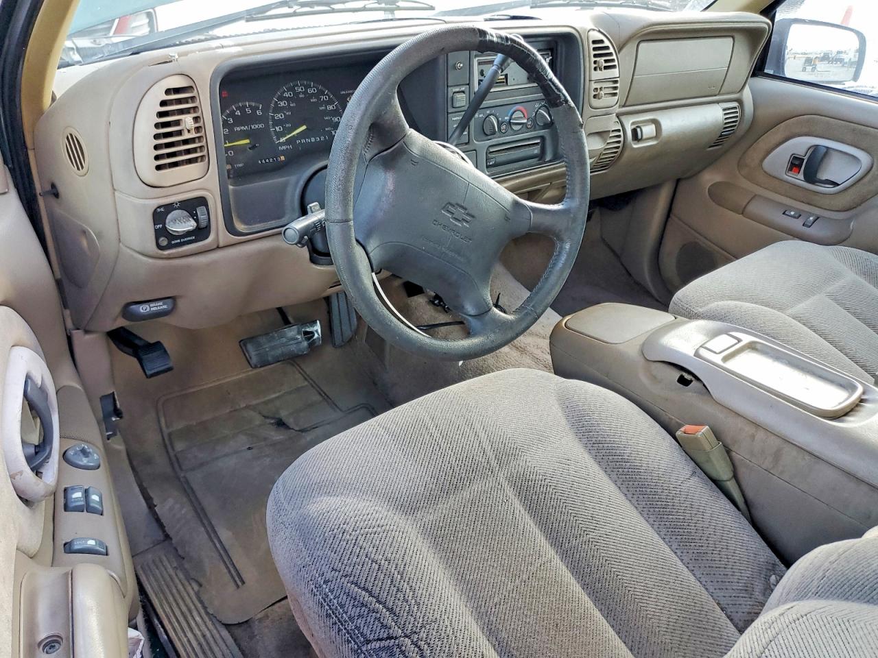 1997 Chevrolet Gmt-400 C1500 Green vin: 2GCEC19R7V1101102