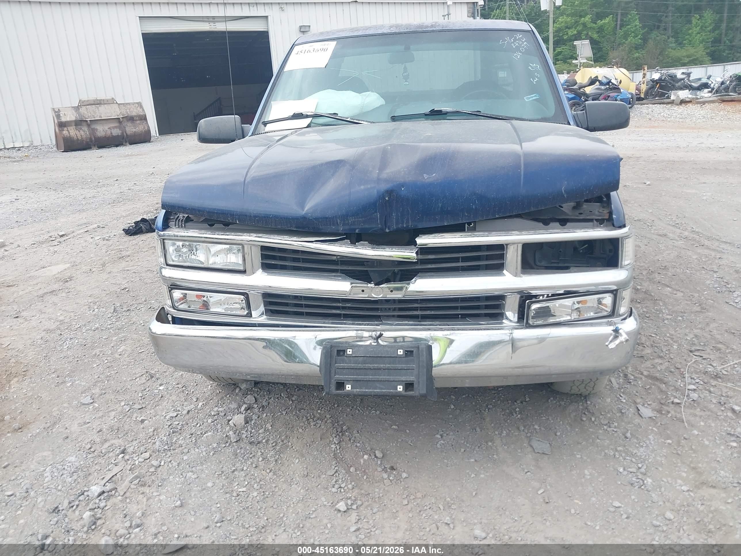 1997 Chevrolet C1500 Fleetside Blue vin: 2GCEC19R8V1128079
