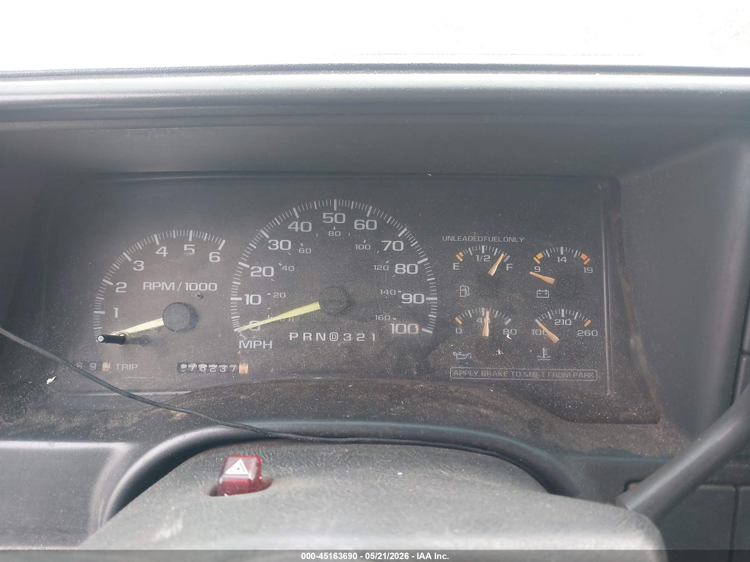 1997 Chevrolet C1500 Fleetside Blue vin: 2GCEC19R8V1128079