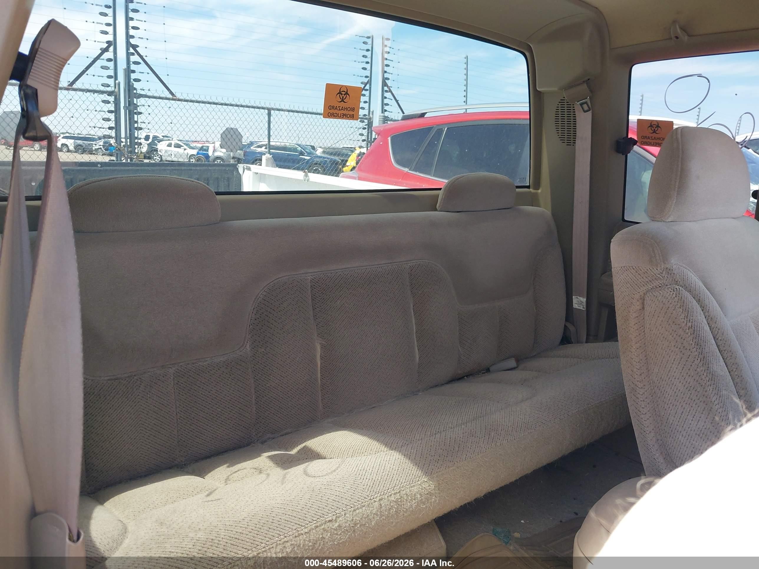 1996 Chevrolet Gmt-400 C1500 Белый vin: 2GCEC19RXT1199720