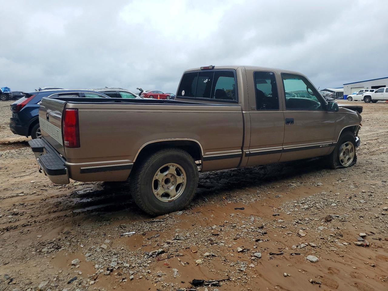 1997 Chevrolet Gmt-400 C1500 Tan vin: 2GCEC19RXV1145966