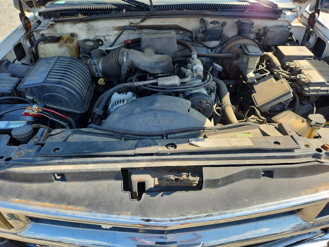 1997 Chevrolet Gmt-400 C1500 Two Tone vin: 2GCEC19RXV1248708