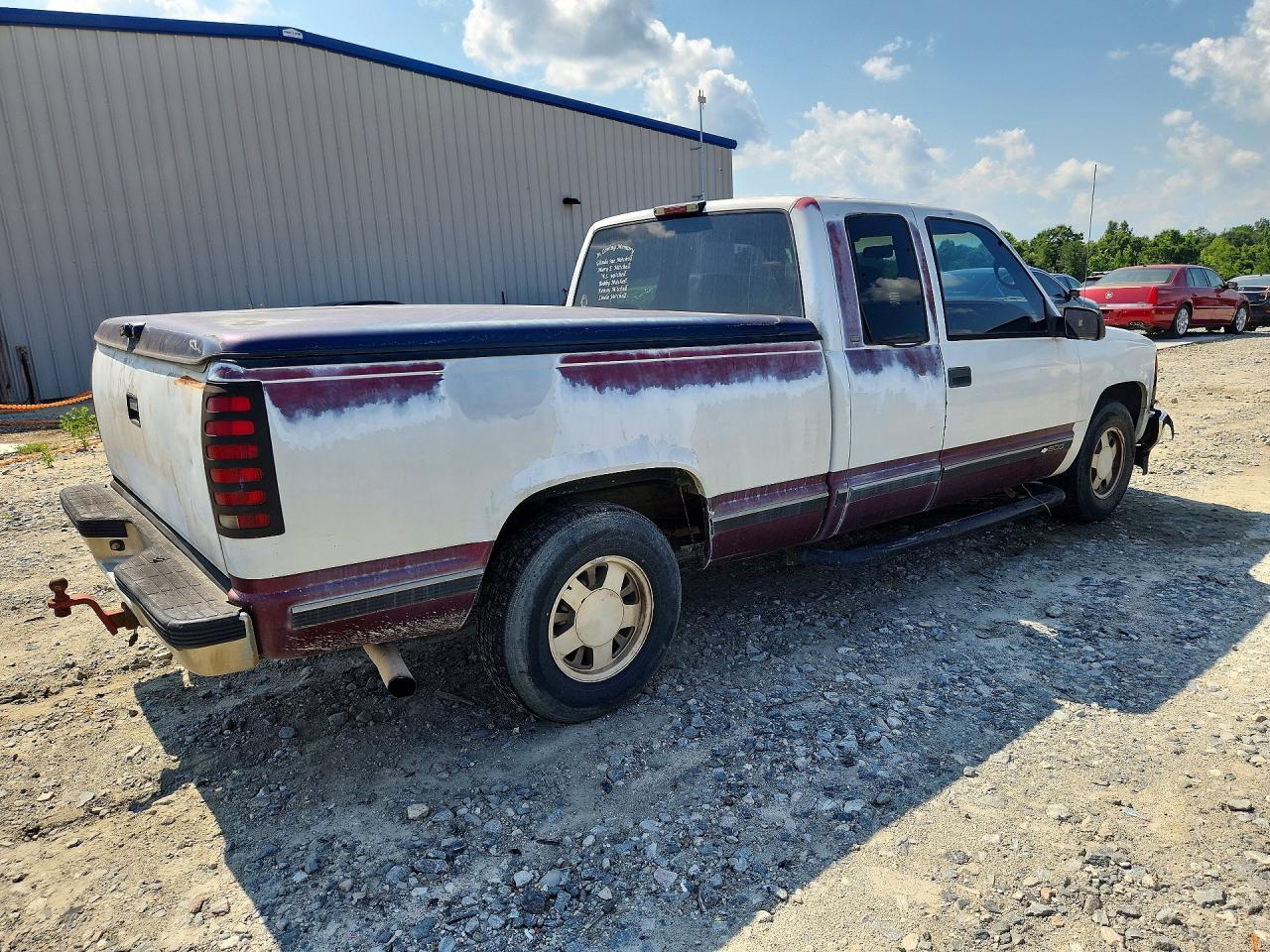 1997 Chevrolet Gmt-400 C1500 Two Tone vin: 2GCEC19RXV1248708