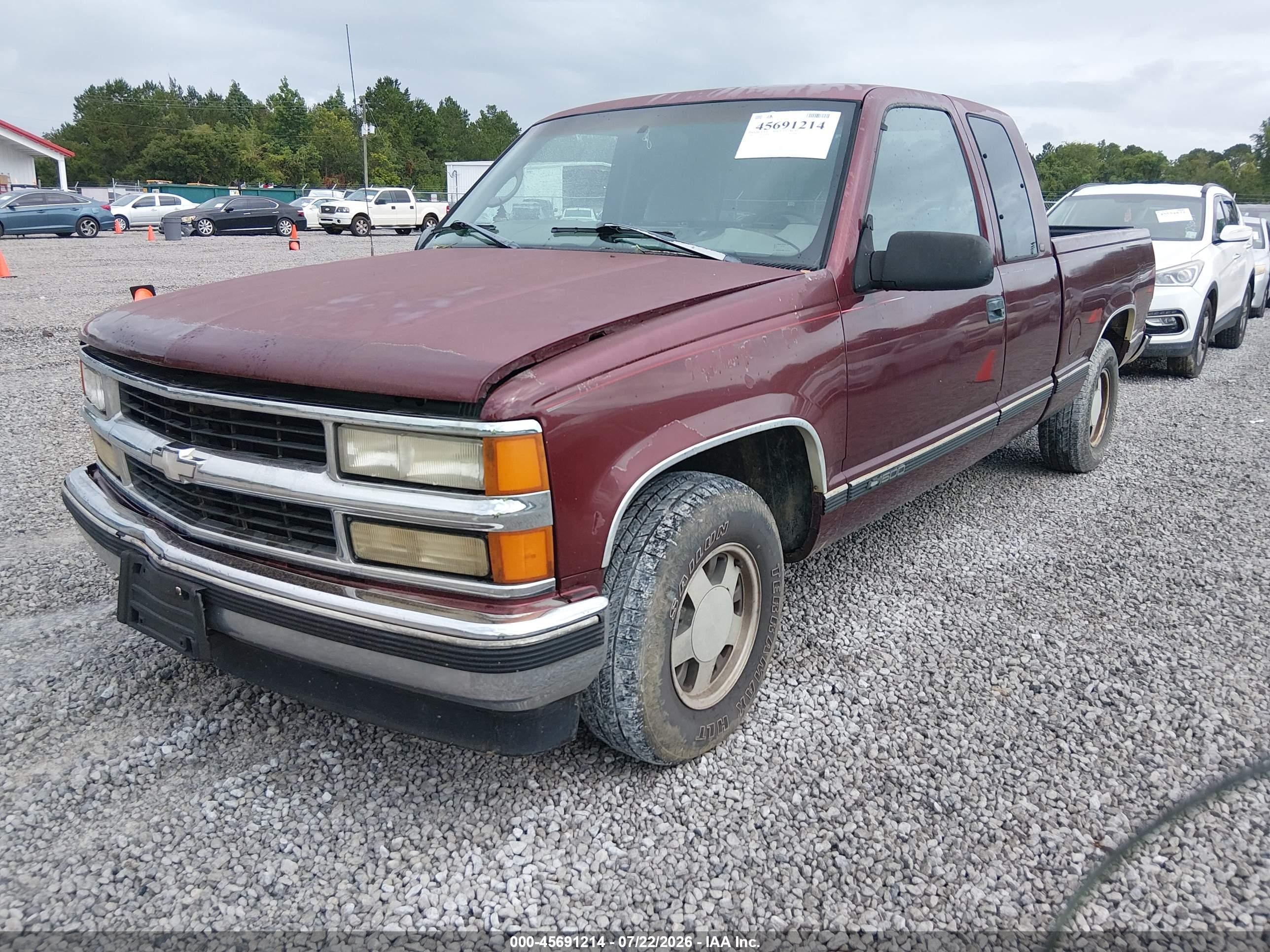 1998 Chevrolet C/k 1500 Fleetside Maroon vin: 2GCEC19RXW1127128