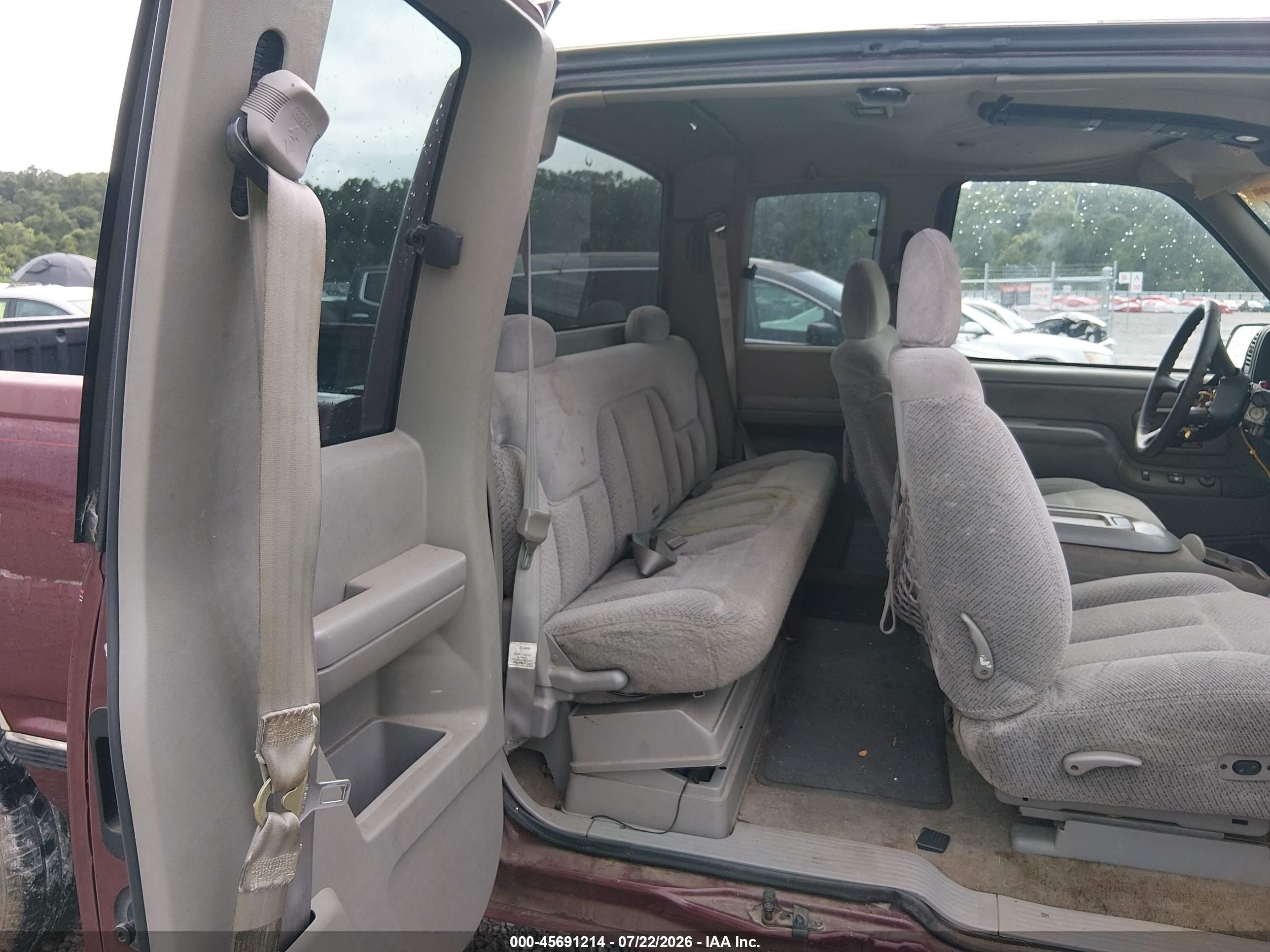 1998 Chevrolet C/k 1500 Fleetside Maroon vin: 2GCEC19RXW1127128