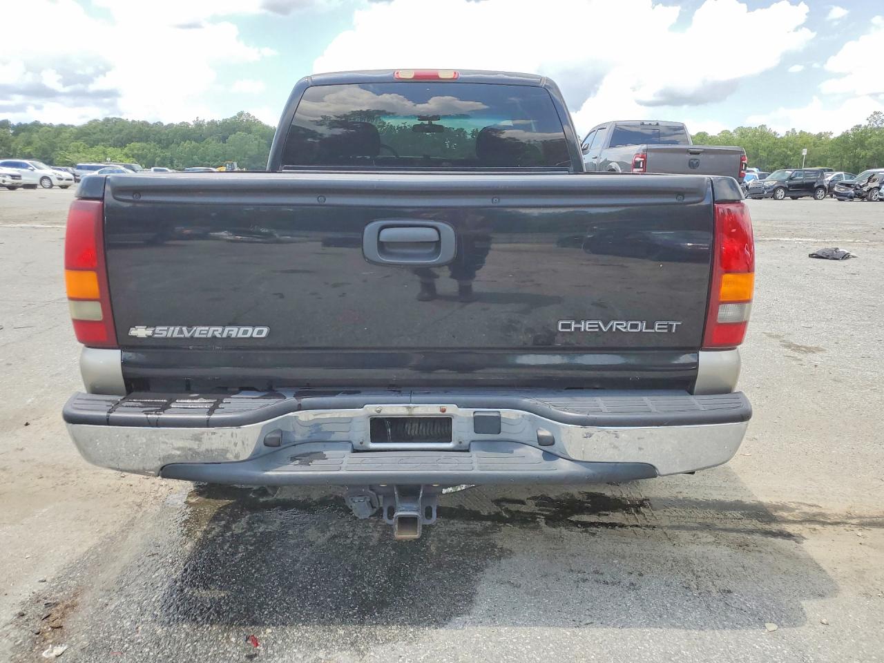 2002 Chevrolet Silverado C1500 Black vin: 2GCEC19T021408778