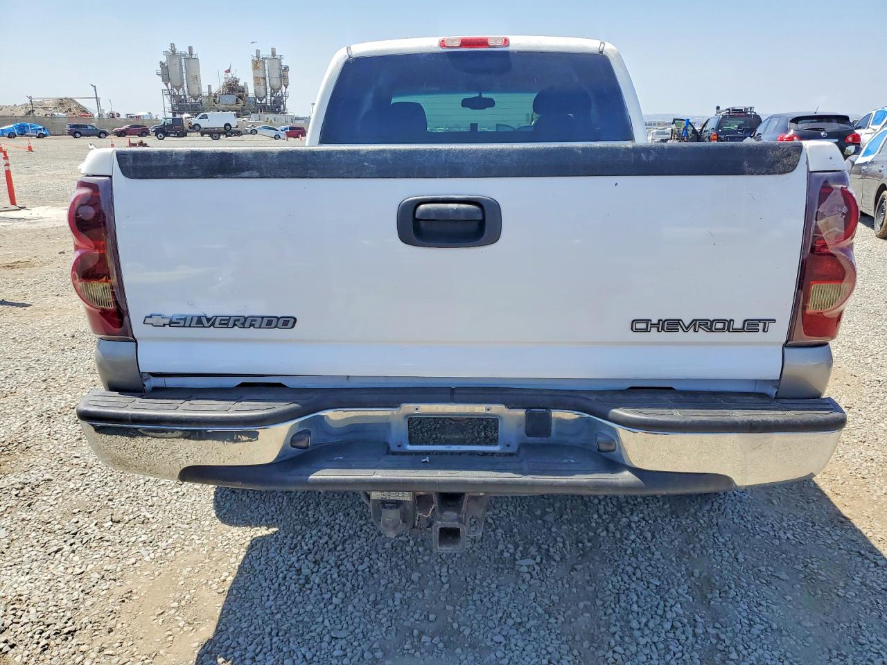 2003 Chevrolet Silverado C1500 Белый vin: 2GCEC19T031169069