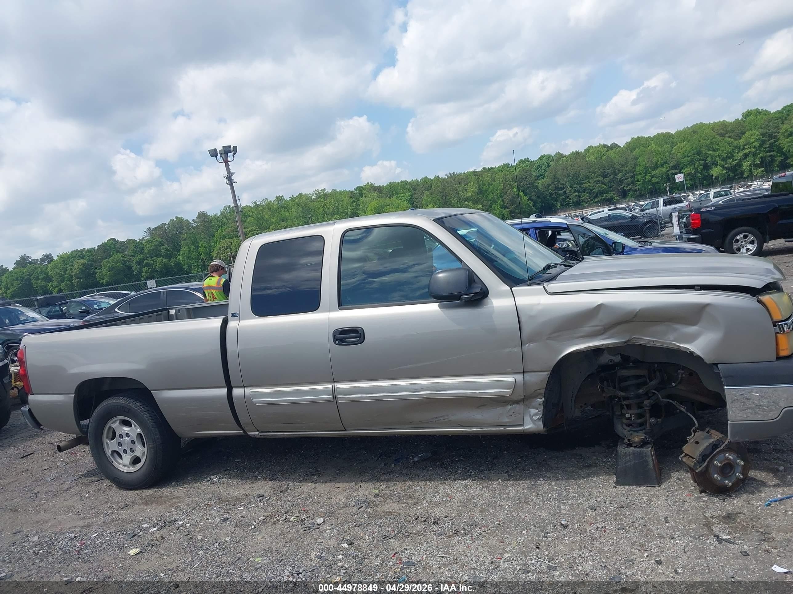 2003 Chevrolet Silverado 1500 Ls Gray vin: 2GCEC19T031341357