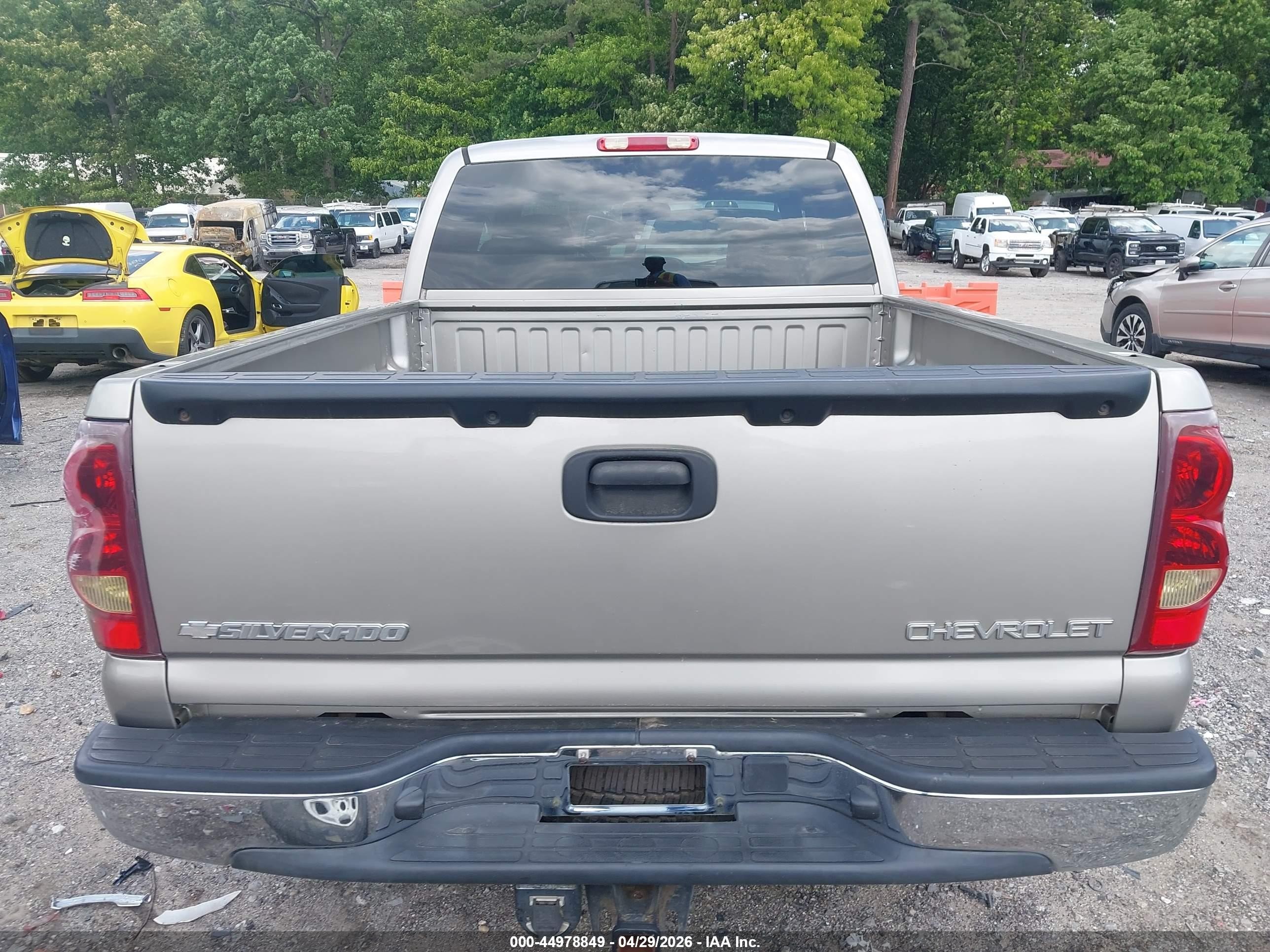 2003 Chevrolet Silverado 1500 Ls Gray vin: 2GCEC19T031341357