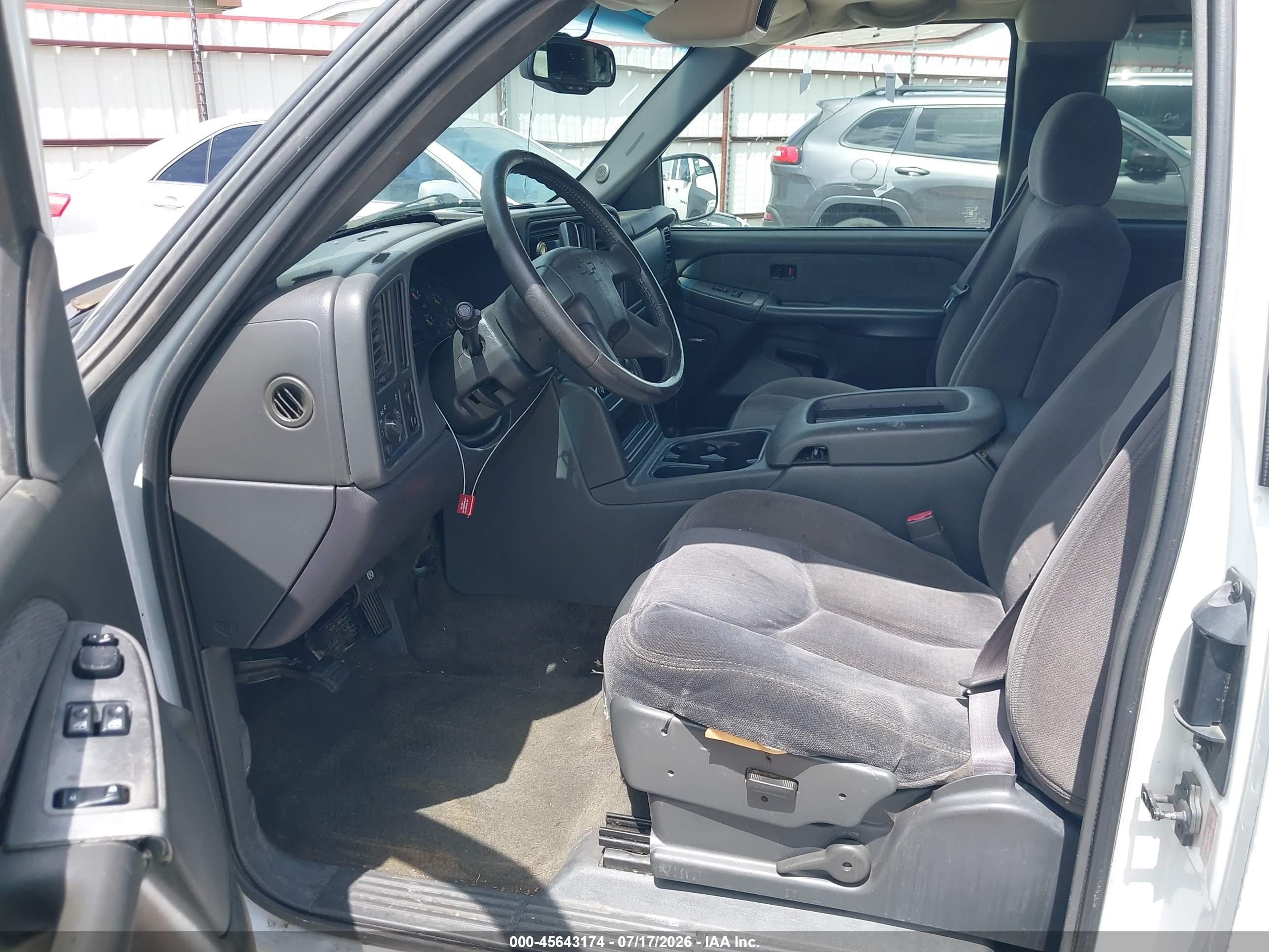 2003 Chevrolet Silverado 1500 Ls White vin: 2GCEC19T031369837