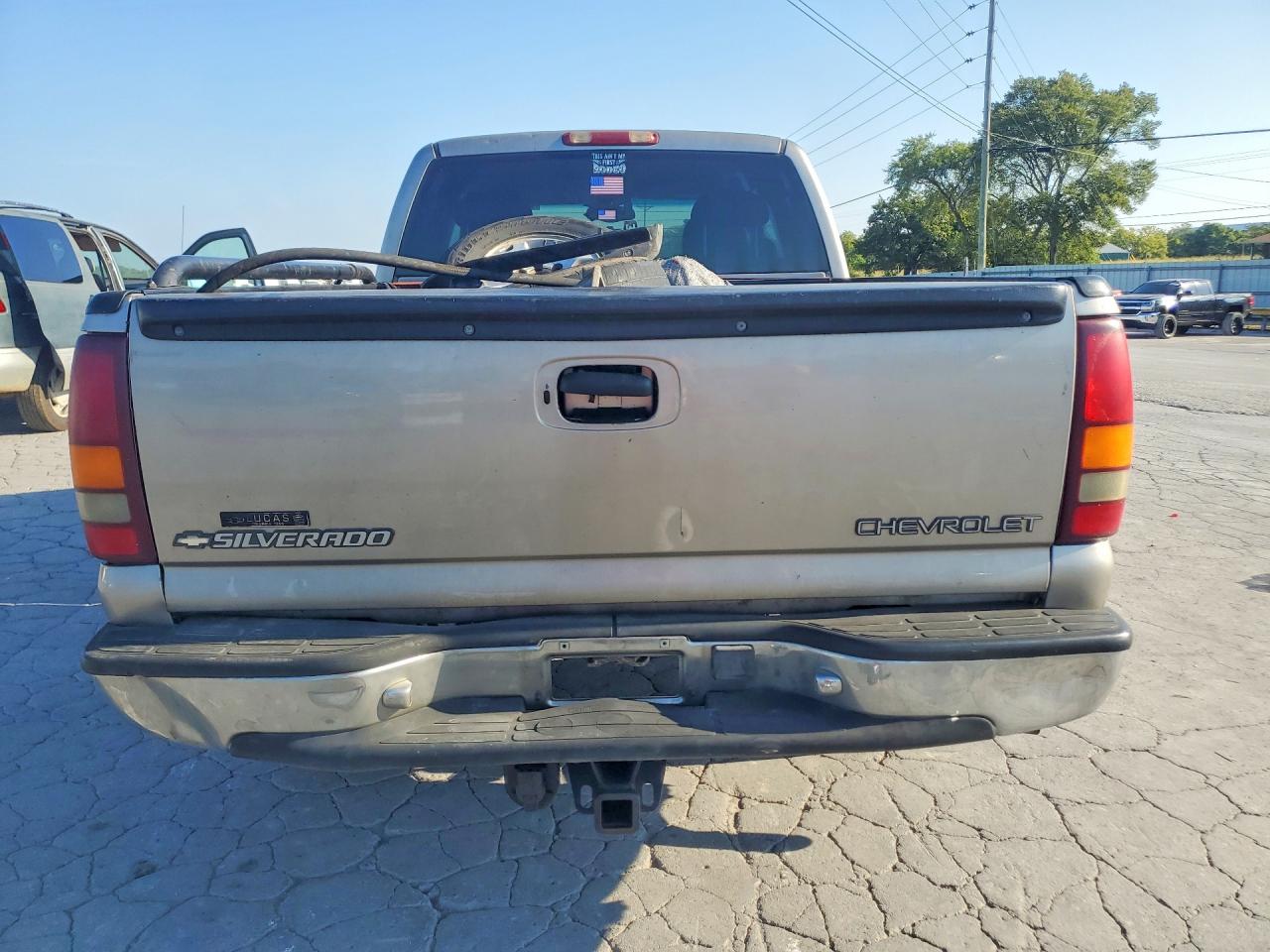 2000 Chevrolet Silverado C1500 Silver vin: 2GCEC19T0Y1198756