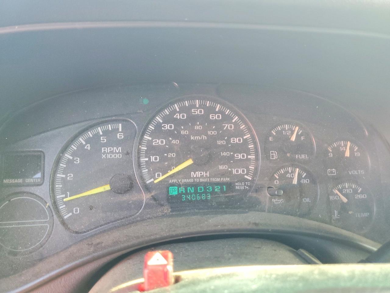 2000 Chevrolet Silverado C1500 Silver vin: 2GCEC19T0Y1198756