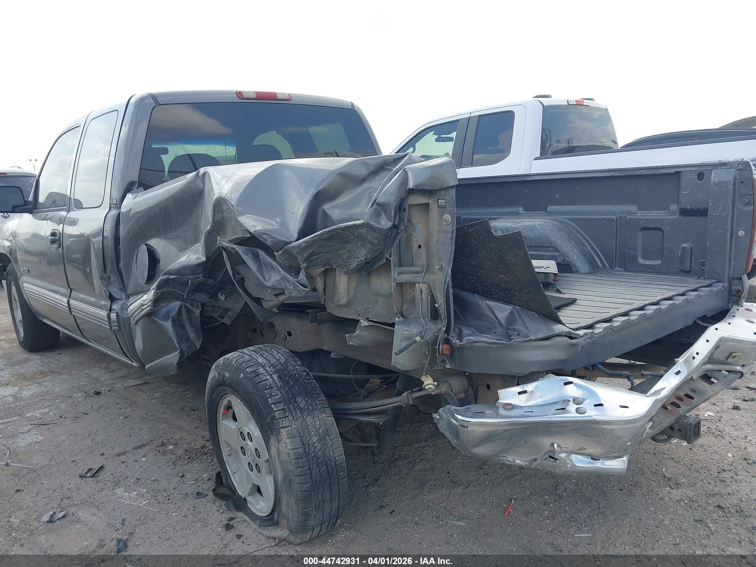 2000 Chevrolet Silverado 1500 Ls Gray vin: 2GCEC19T0Y1320483