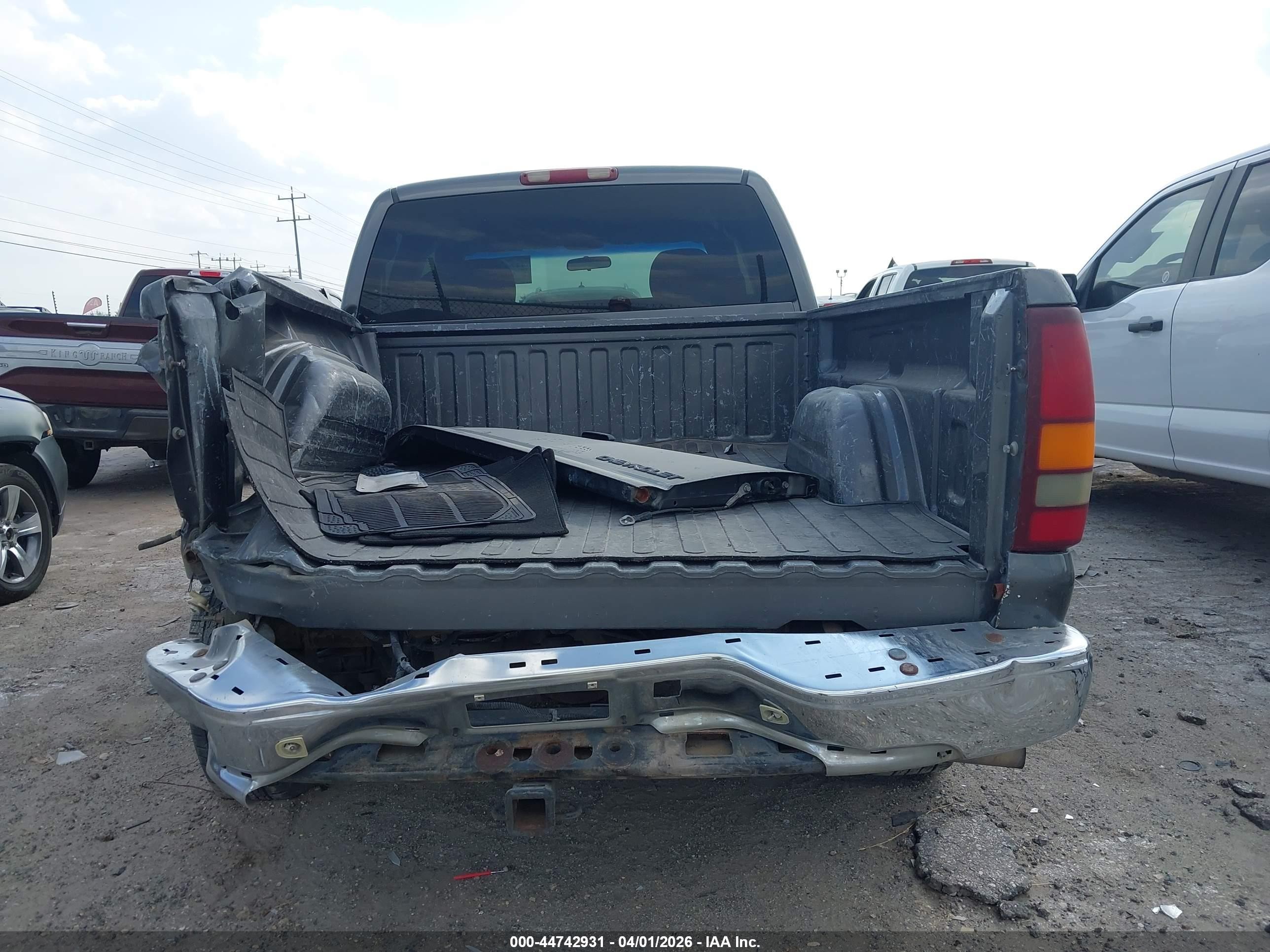 2000 Chevrolet Silverado 1500 Ls Gray vin: 2GCEC19T0Y1320483